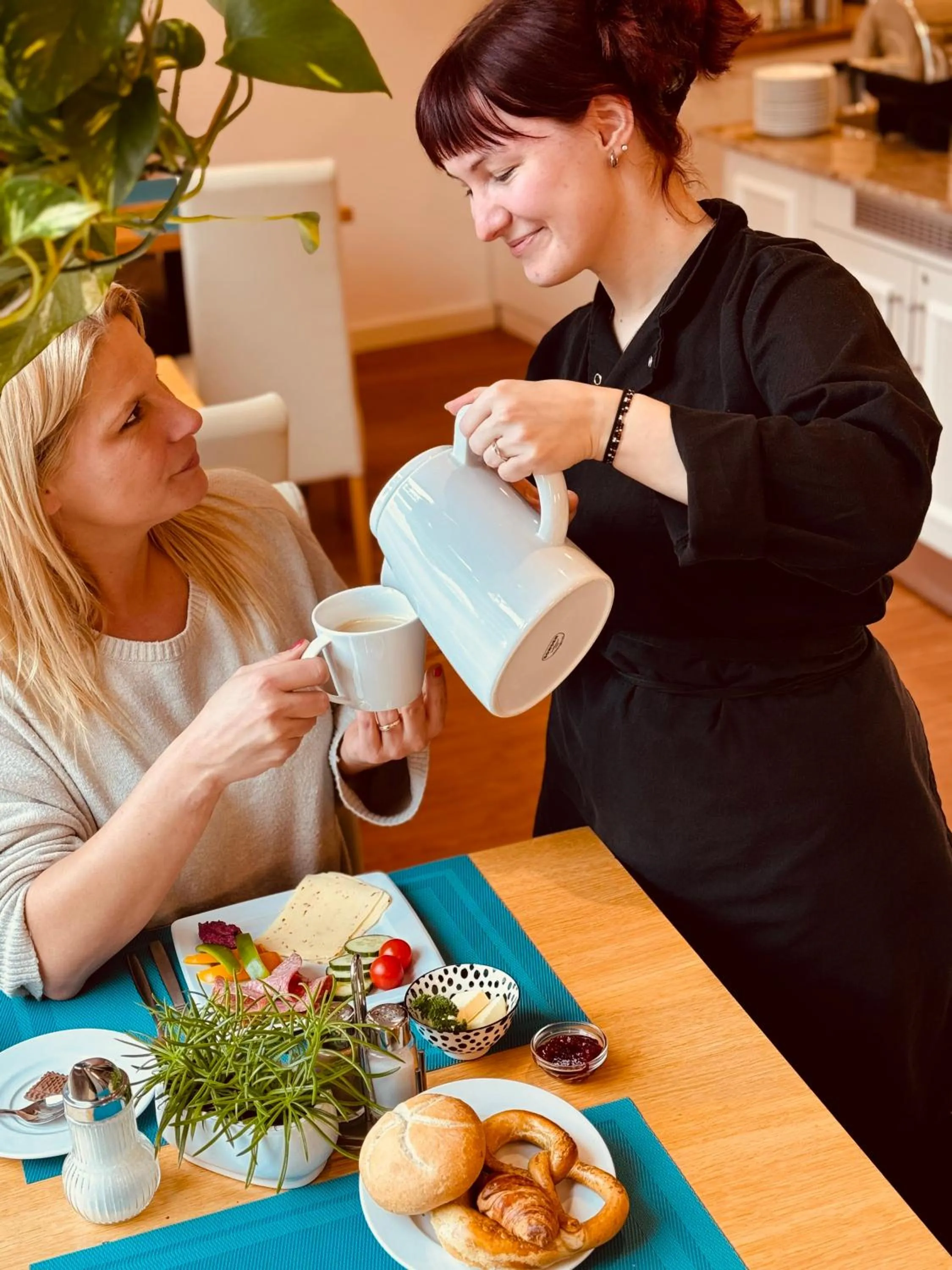 Breakfast in NP Hotel Königshof