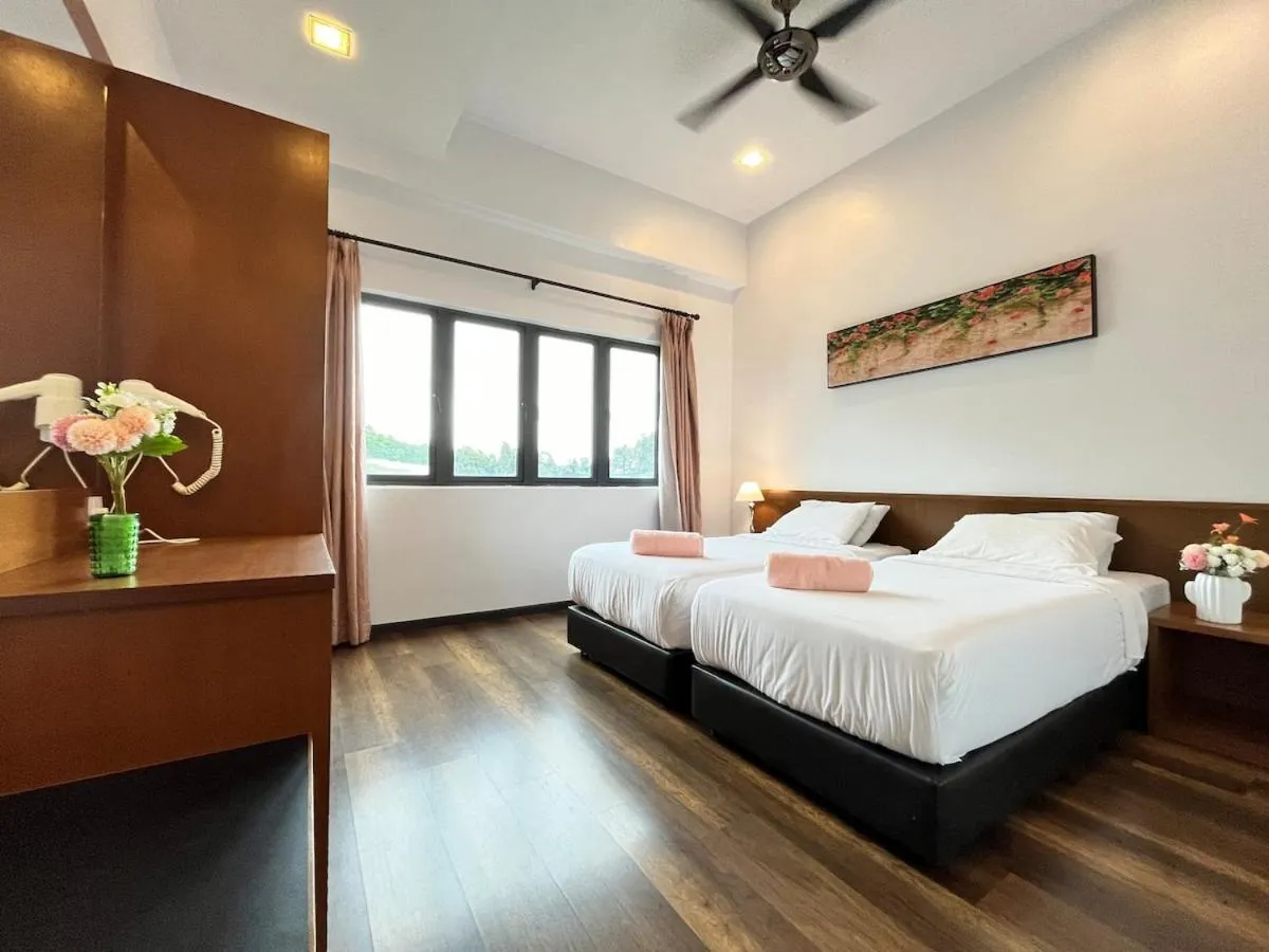 Bed in Nova Mountain n Sunrise view Hilltop Hotel Apartment in Cameron Highlands