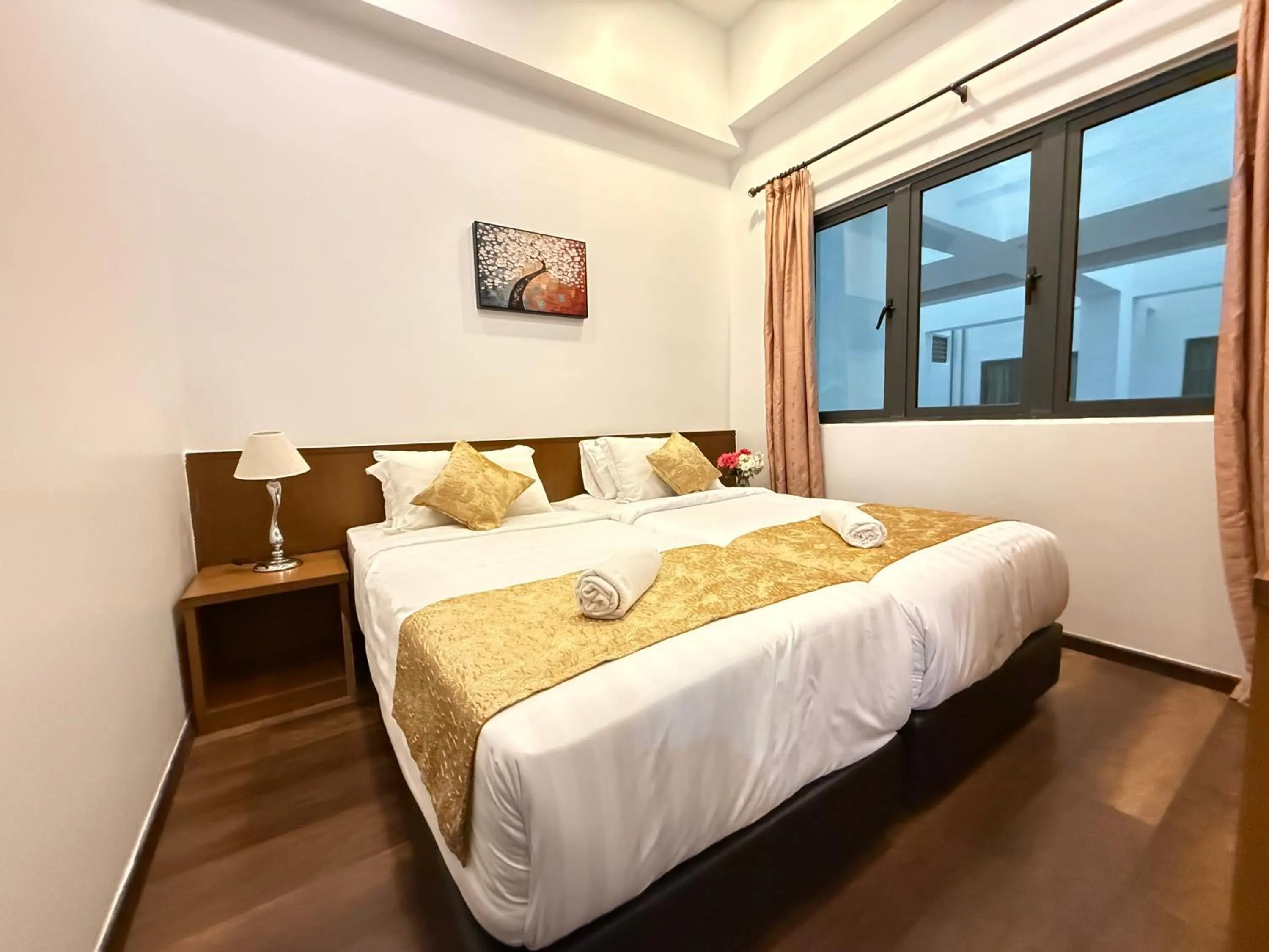 Bedroom, Bed in Nova Mountain n Sunrise view Hilltop Hotel Apartment in Cameron Highlands