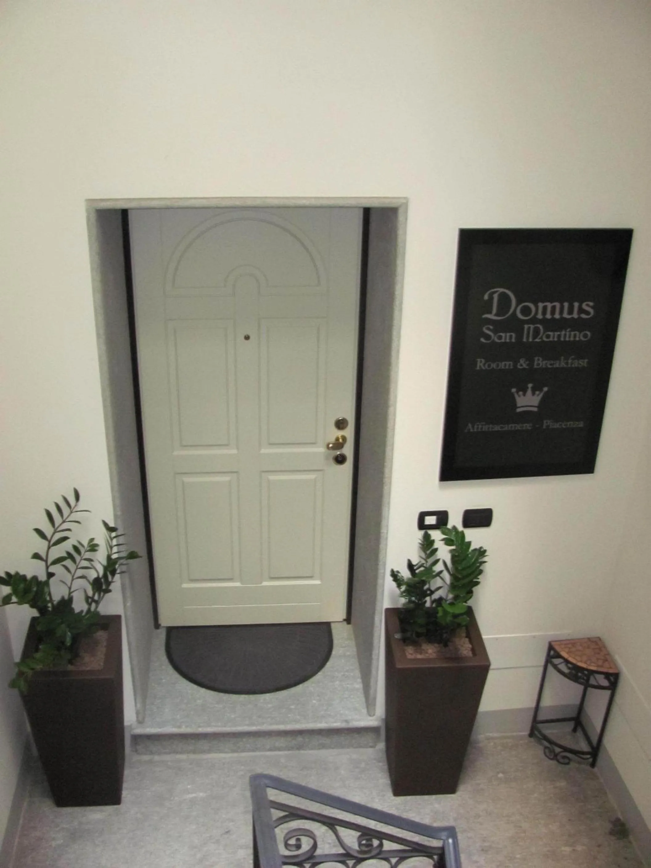 Facade/entrance in Domus San Martino GuestHouse