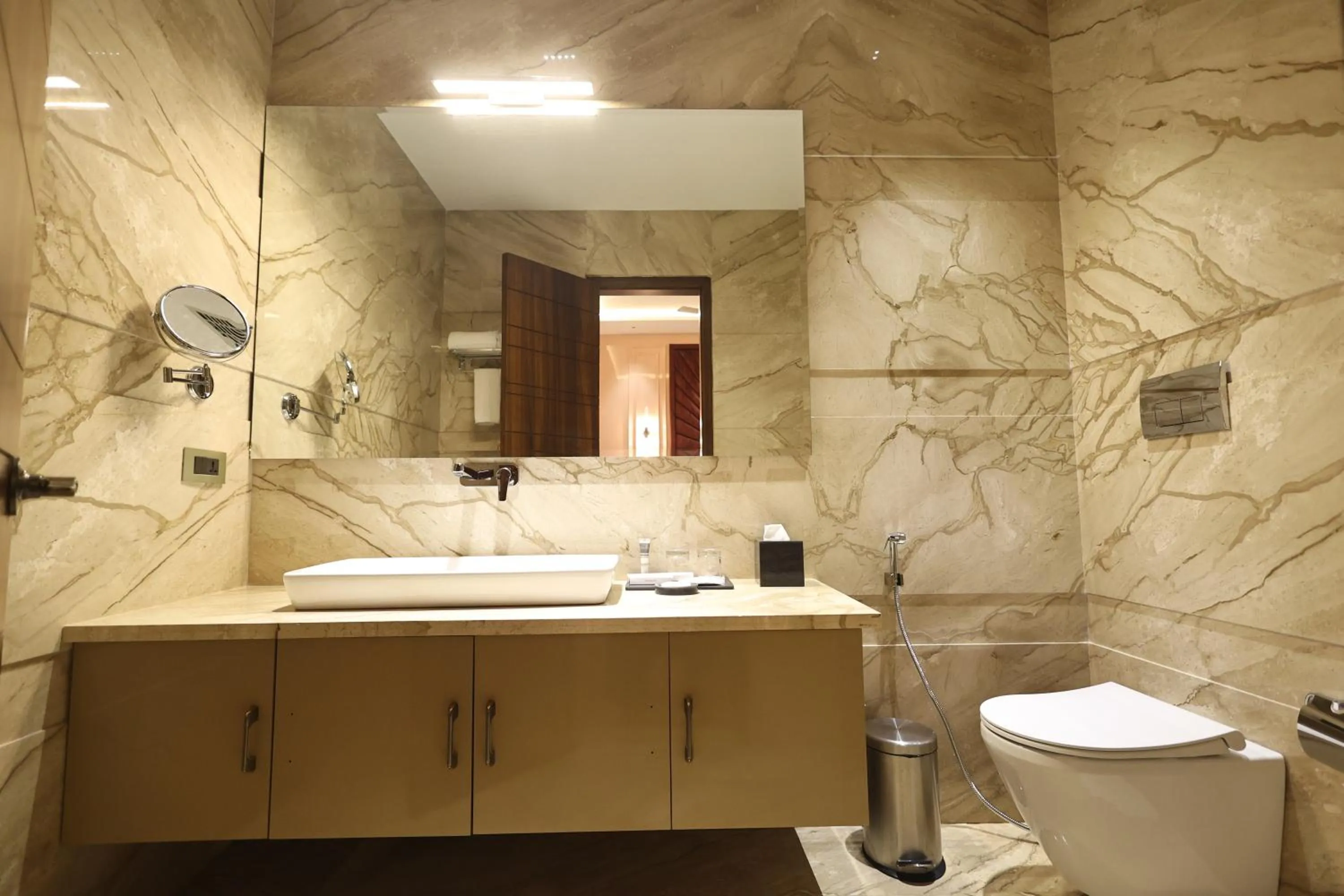 Shower in The Ramayana Hotel, Ayodhya