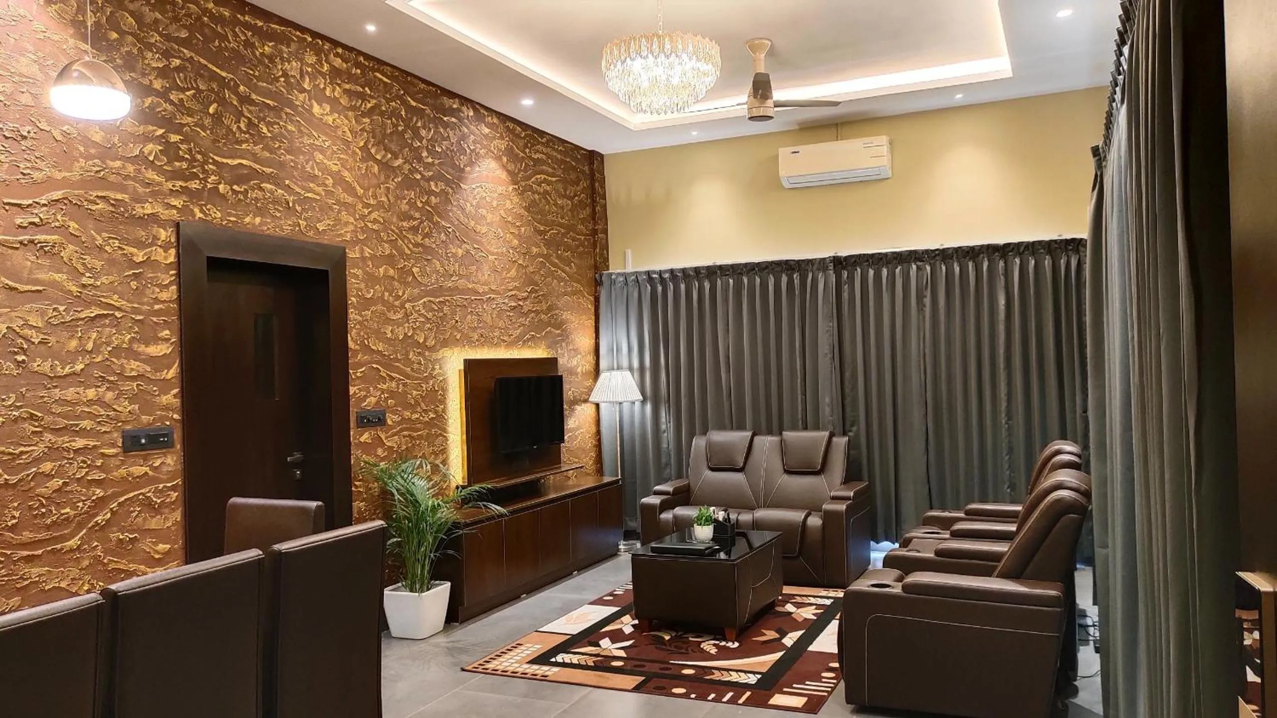 TV and multimedia in The Aurum Subrahmanya