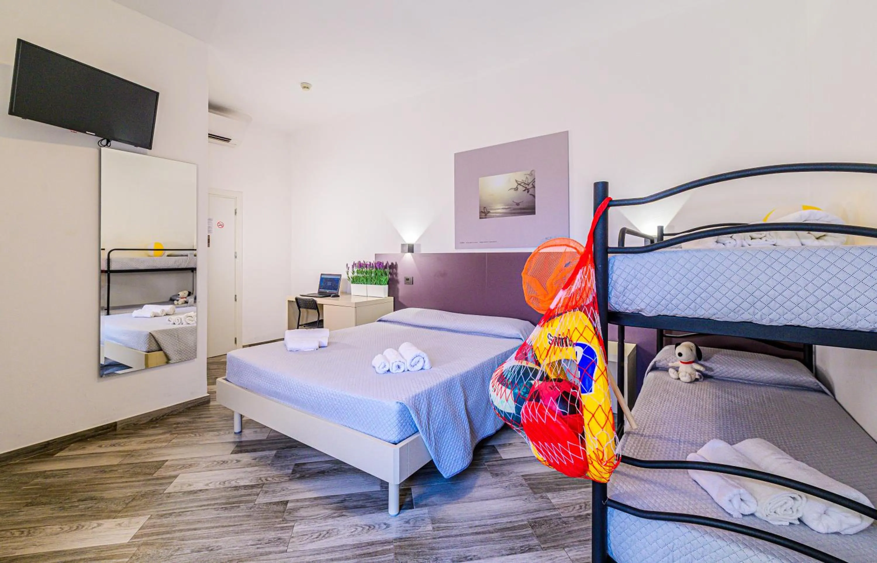 Bedroom, Bed in Vinsea Hotel