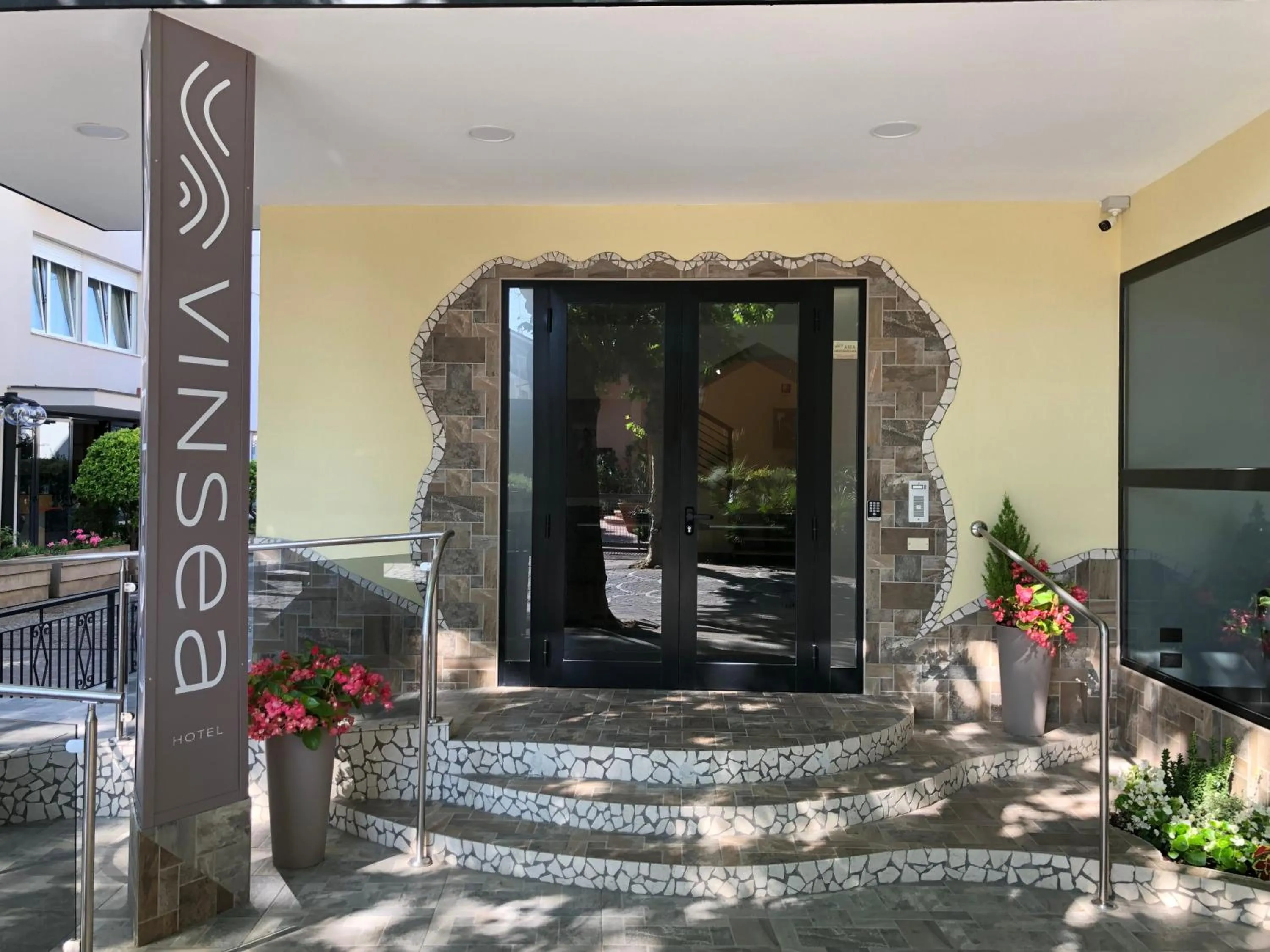 Facade/entrance in Vinsea Hotel