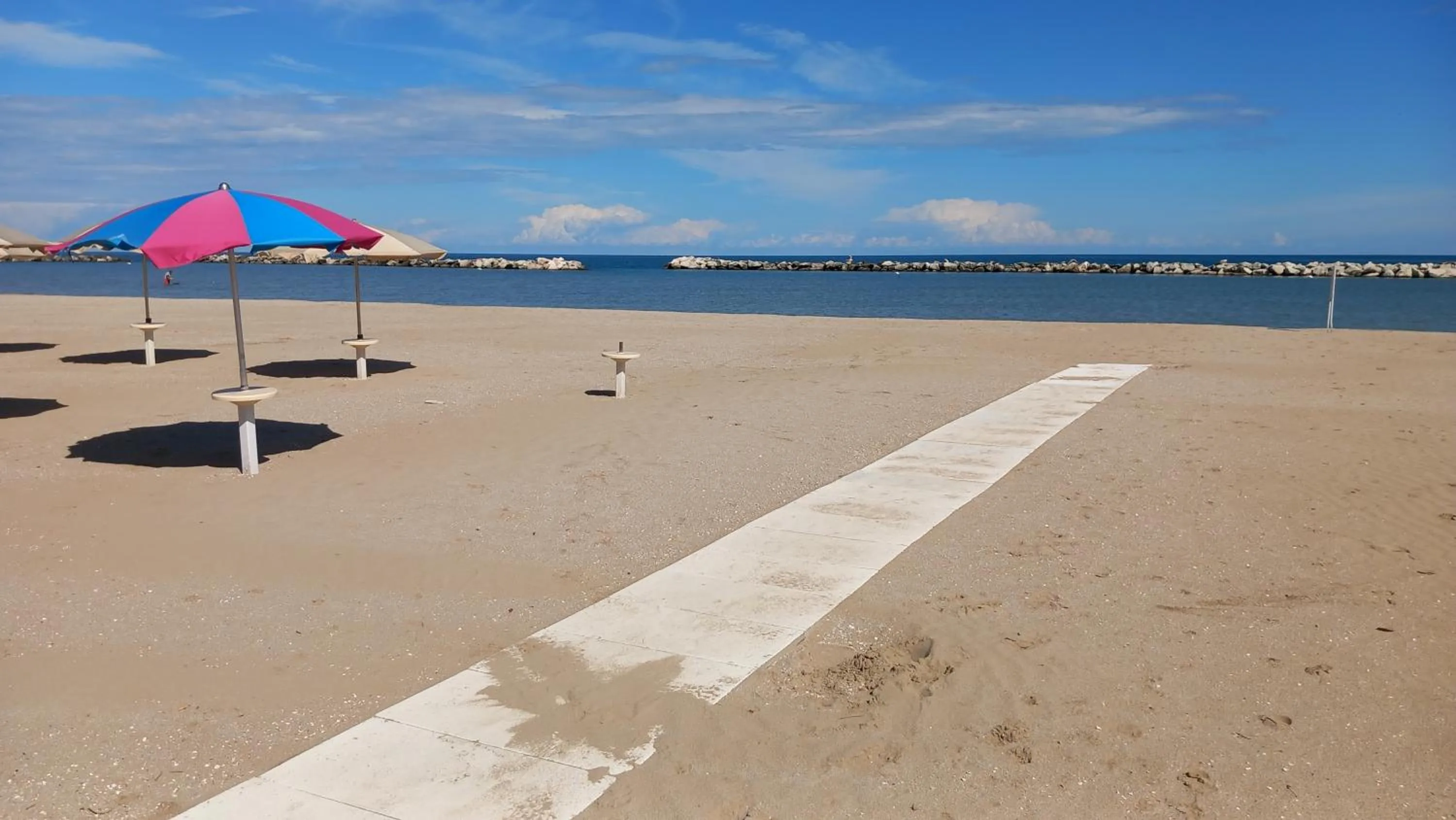 Beach in Vinsea Hotel