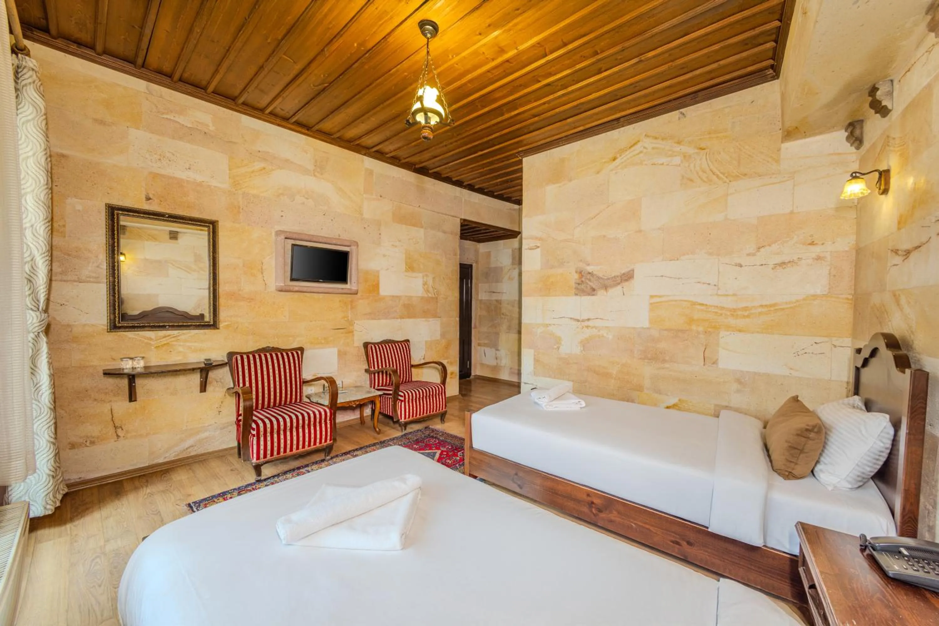 Bedroom in Akuzun Stone Hotel