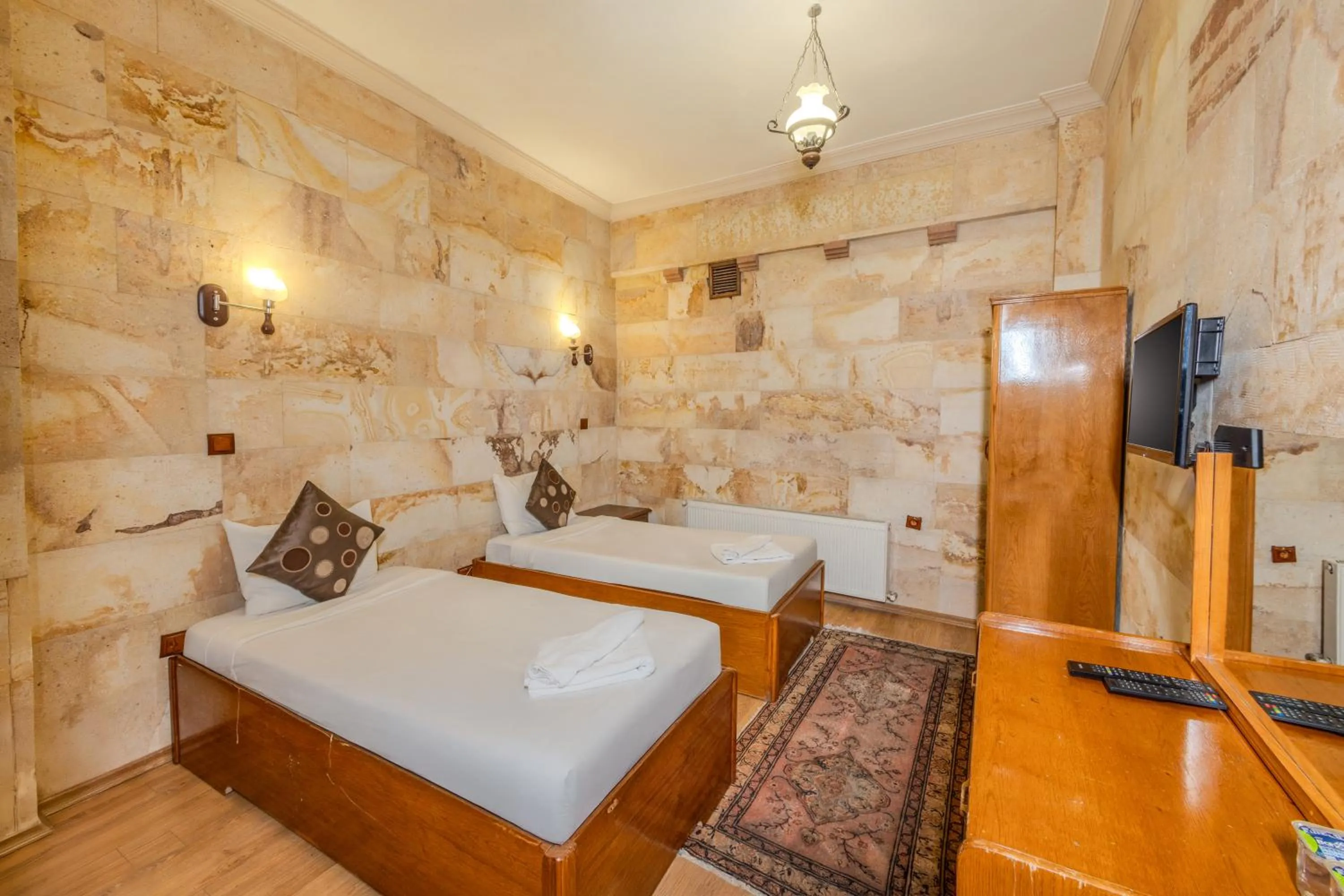 Bedroom in Akuzun Stone Hotel