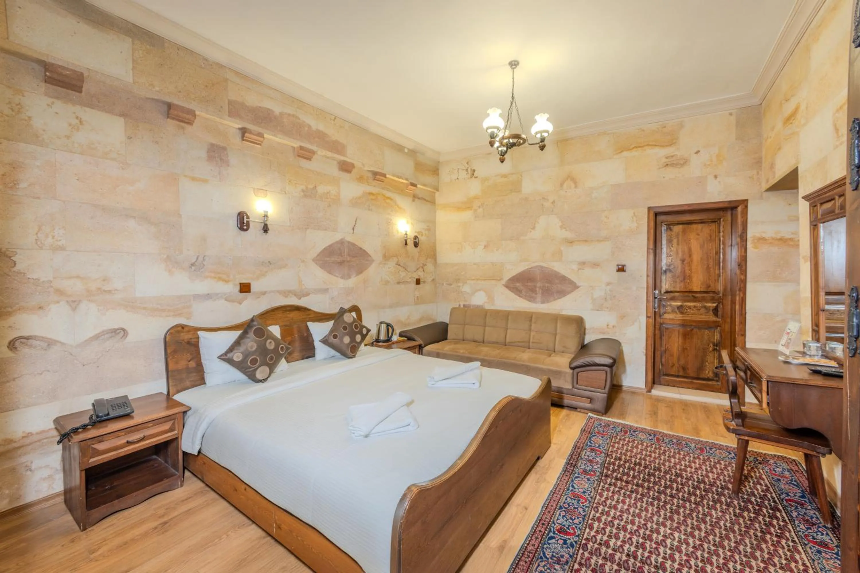 Photo of the whole room in Akuzun Stone Hotel