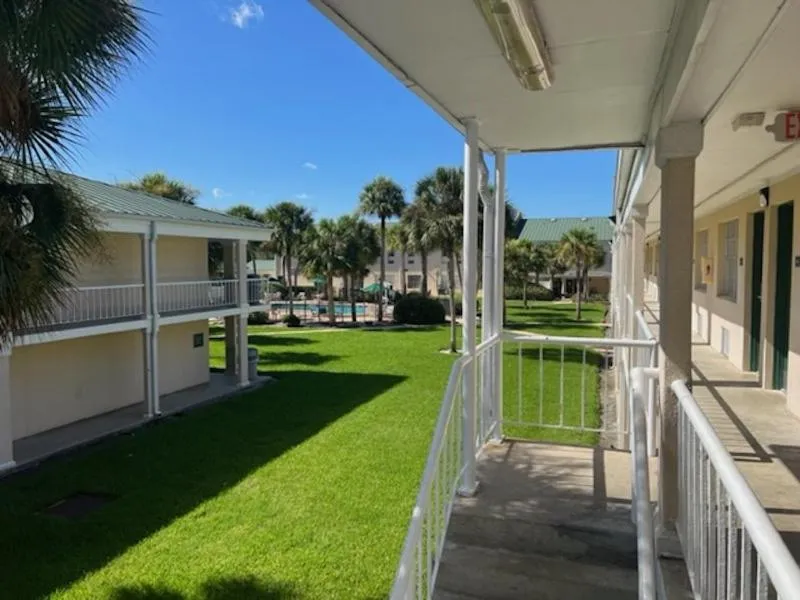 Garden in Windsor Inn of Jacksonville