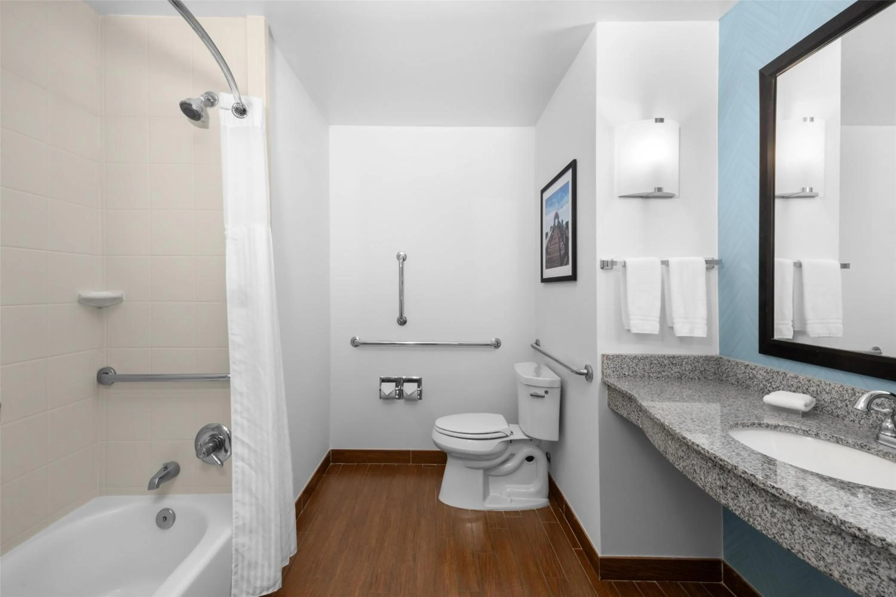 Bathroom in Hilton Garden Inn Pascagoula