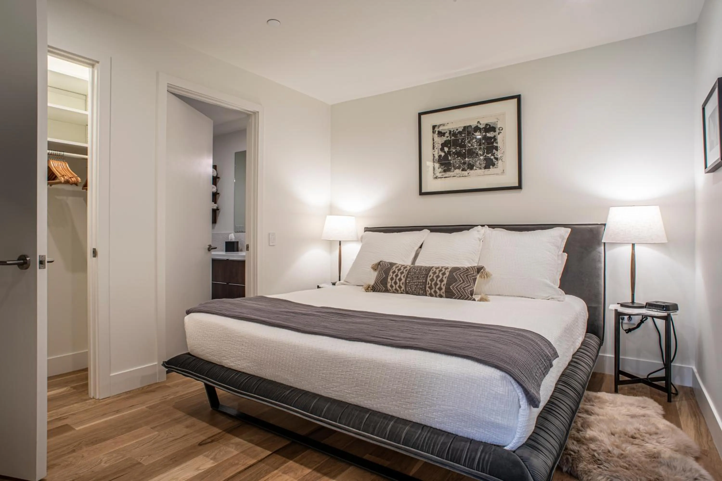 Bedroom, Bed in Elevation Lofts Hotel