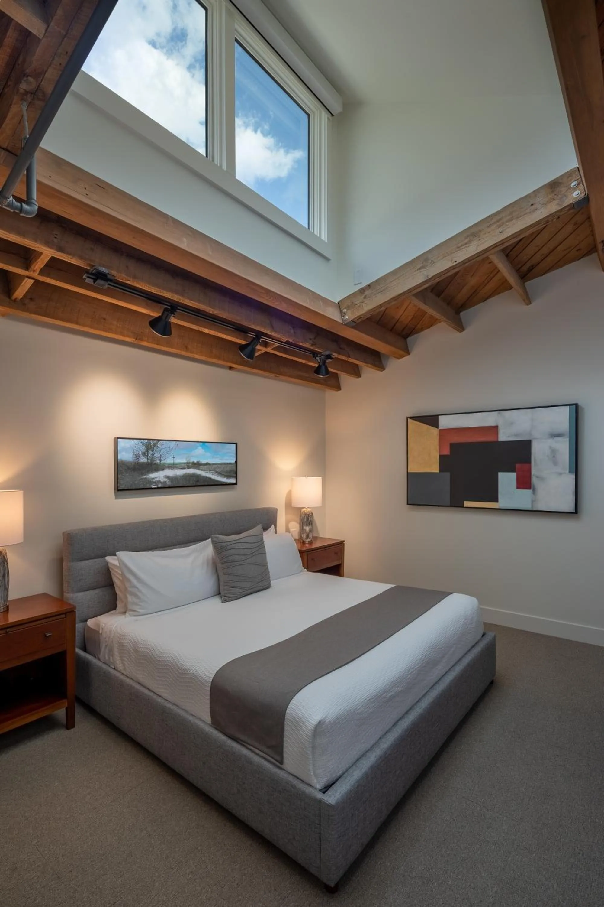 Bedroom, Bed in Elevation Lofts Hotel