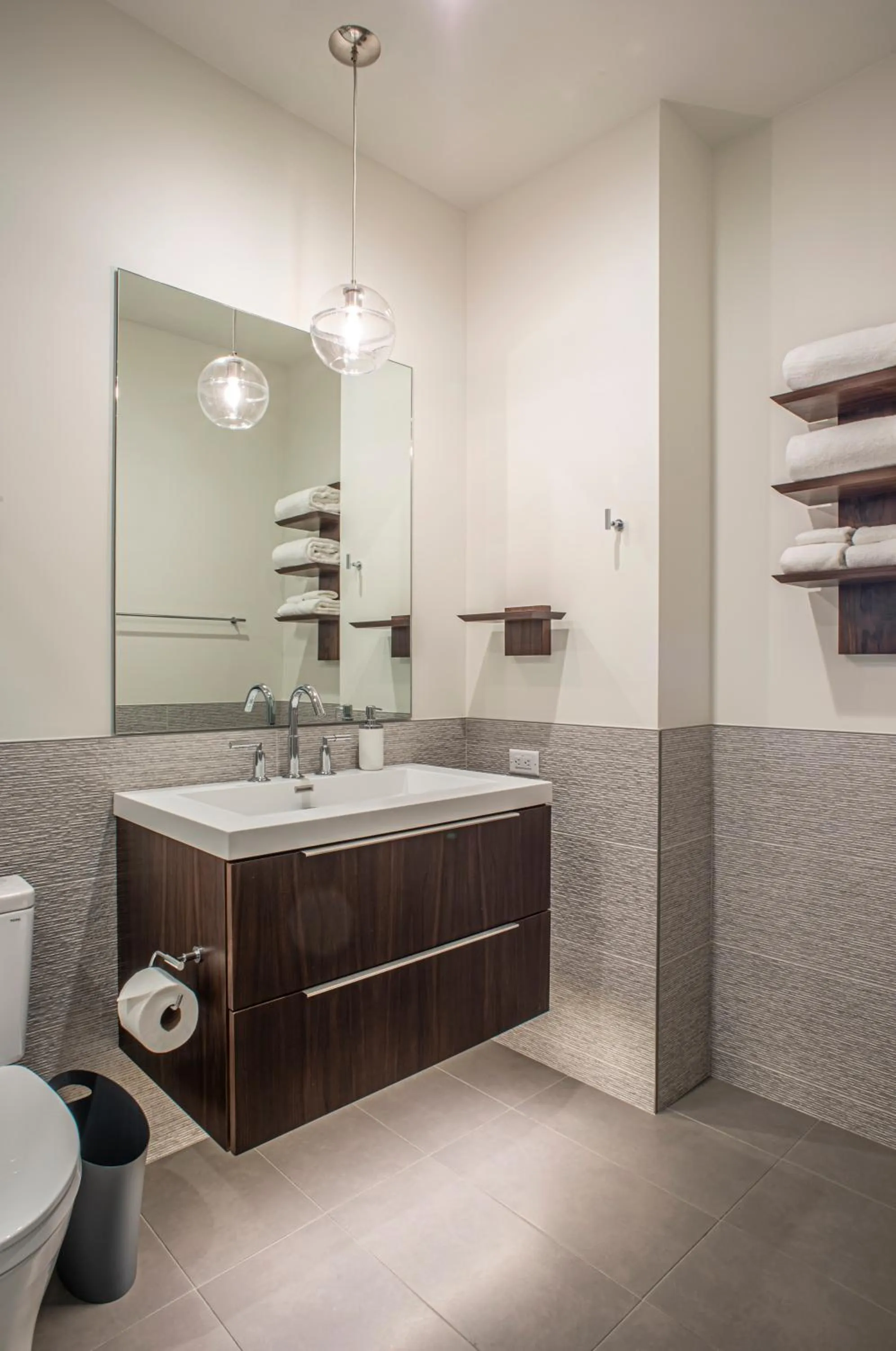 Bathroom in Elevation Lofts Hotel