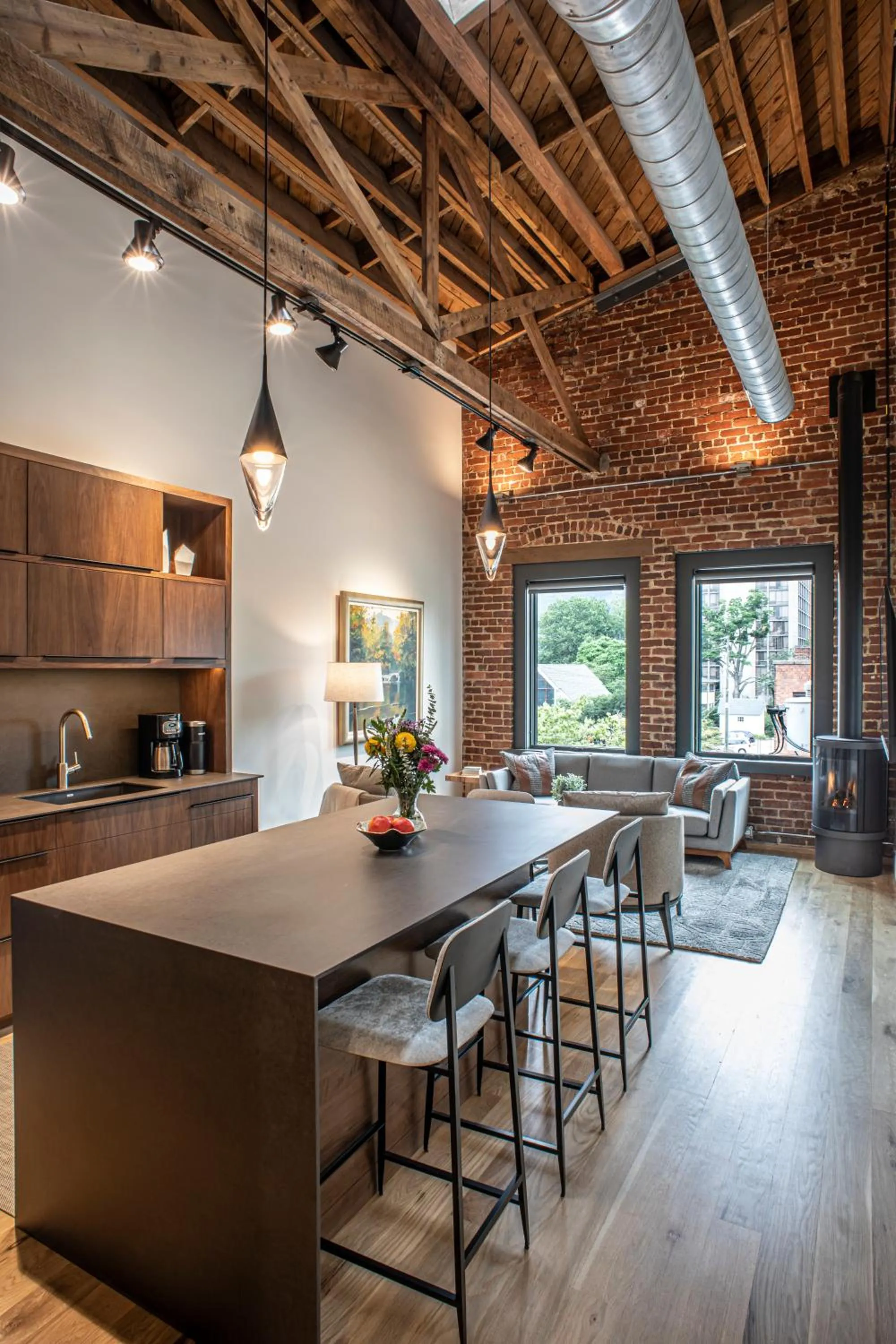 Kitchen or kitchenette in Elevation Lofts Hotel