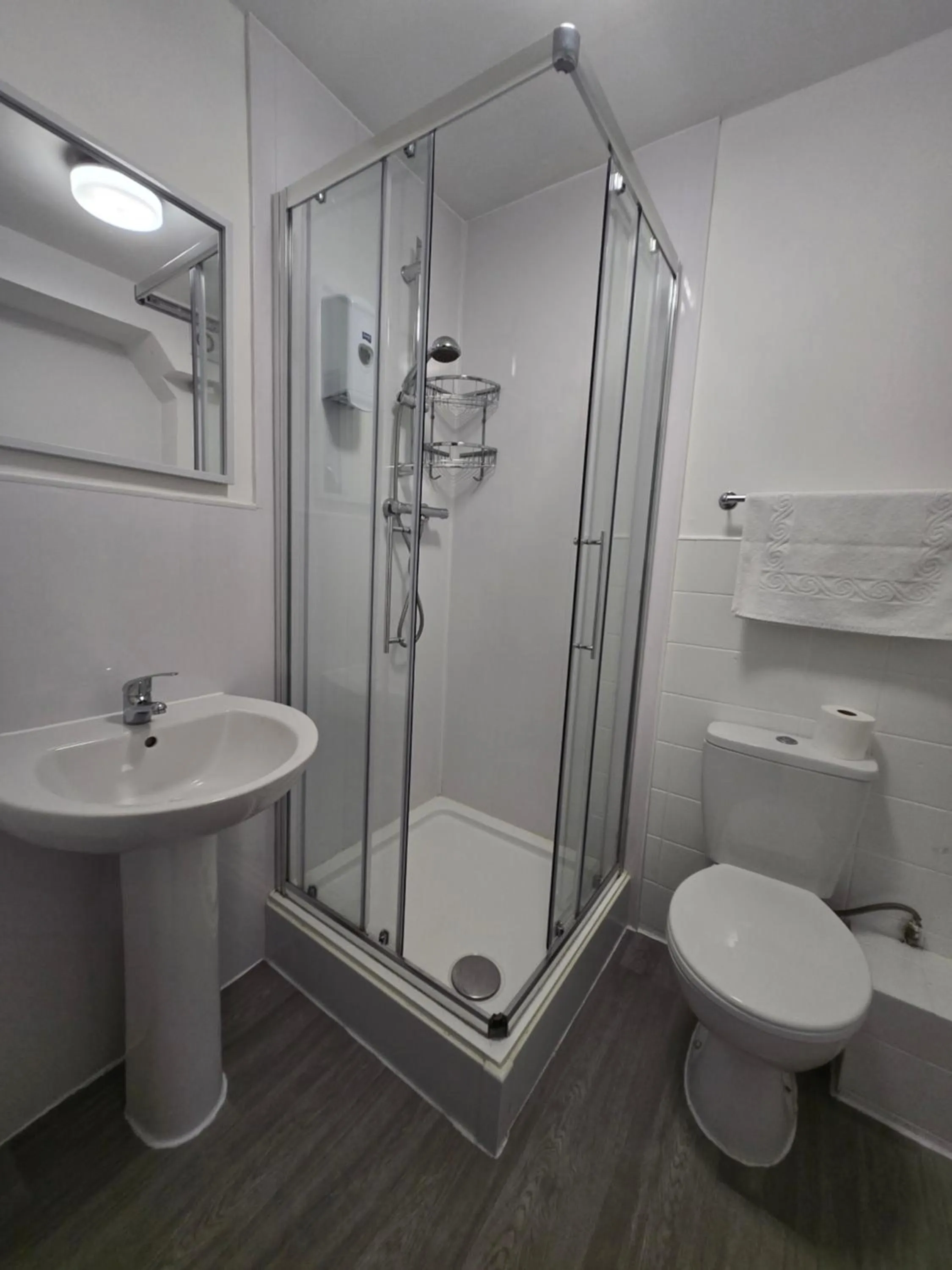 Beach Hotel Torbay B&B