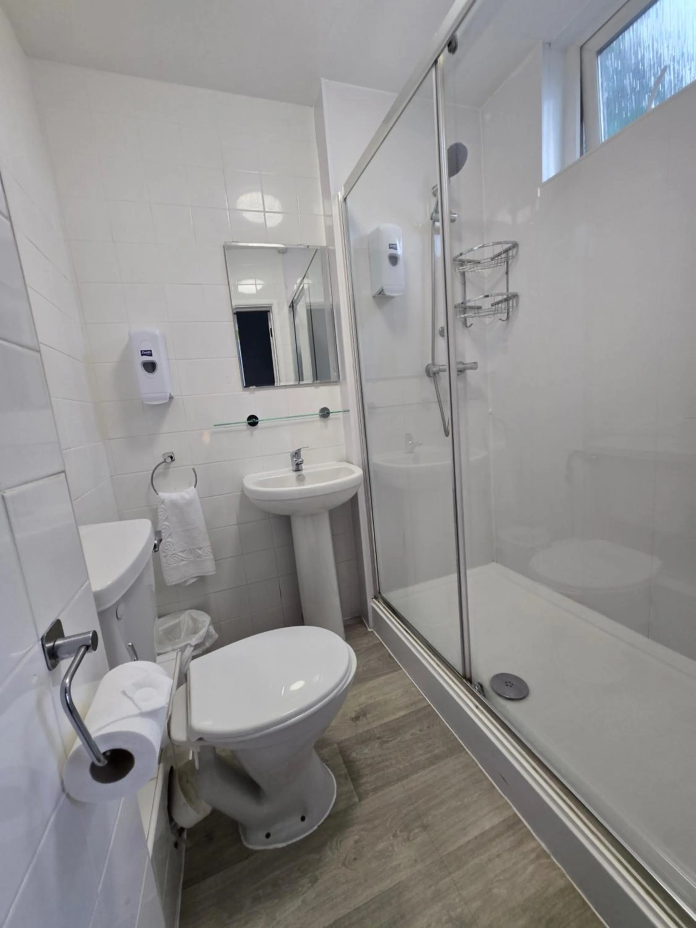 Beach Hotel Torbay B&B