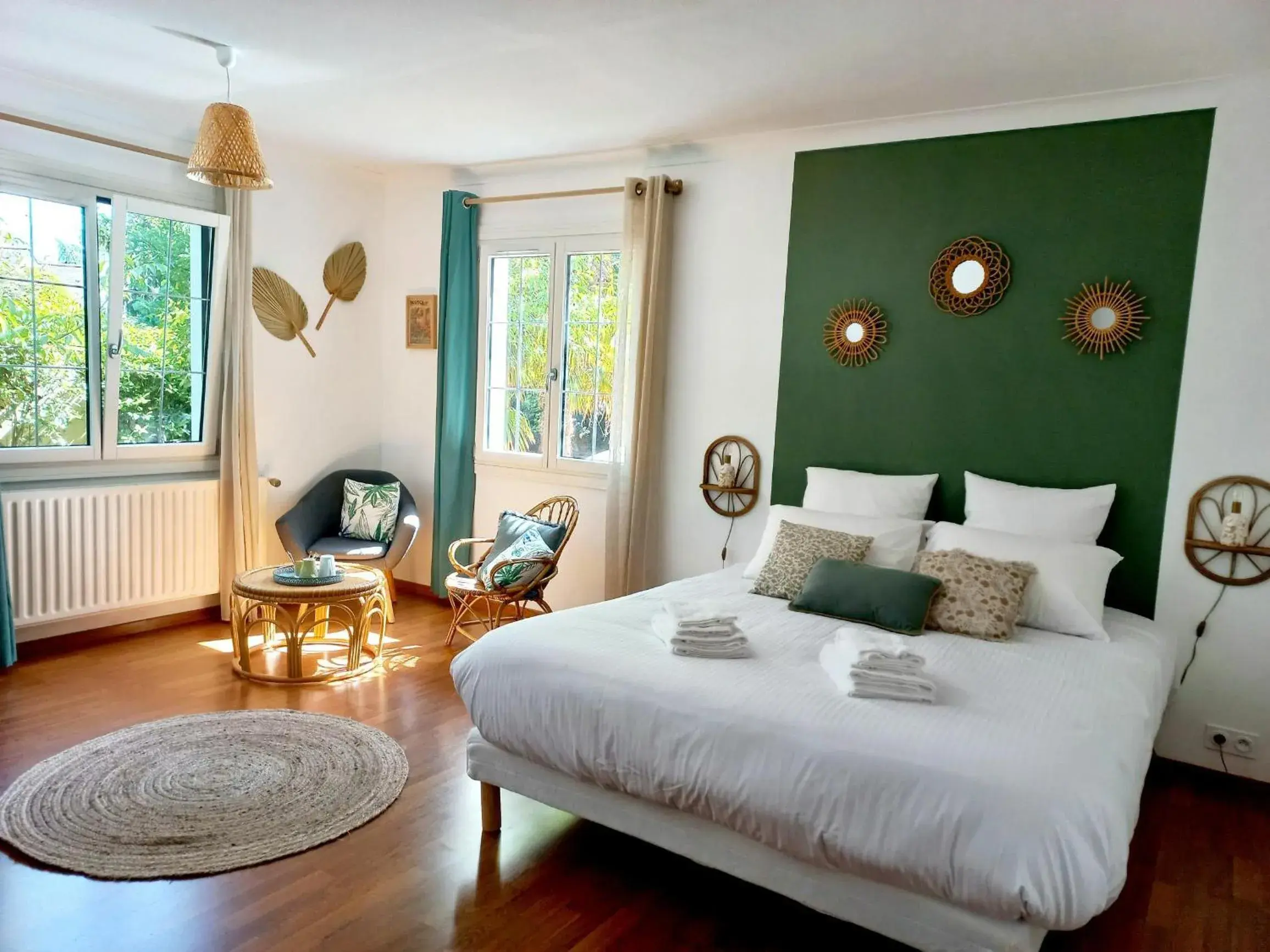 Double Room with Pool View in Le Clos Beauséjour Double Room with Pool View in Le Clos Beauséjour