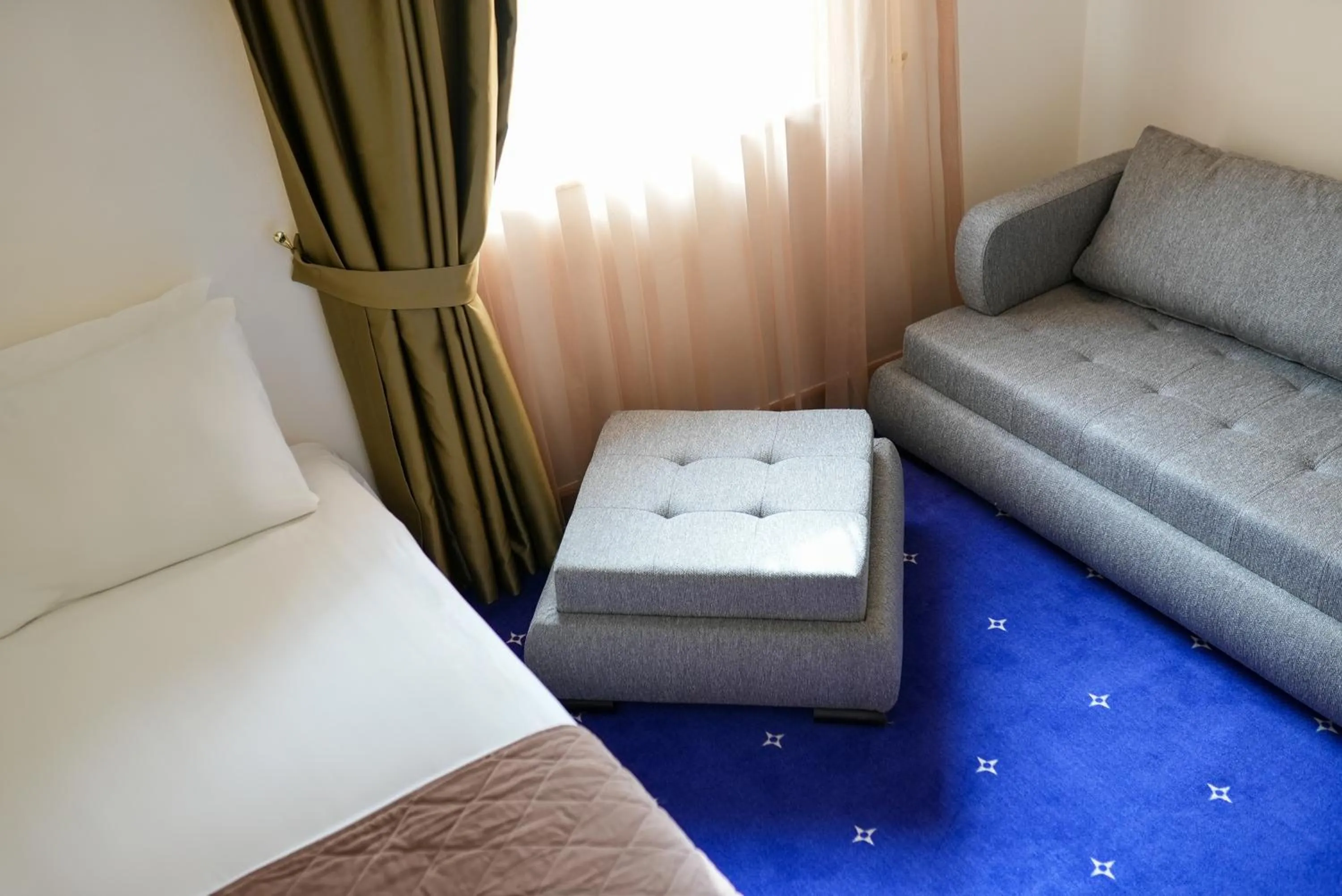 cot, Bed in Palan Ski & Convention Resort Hotel