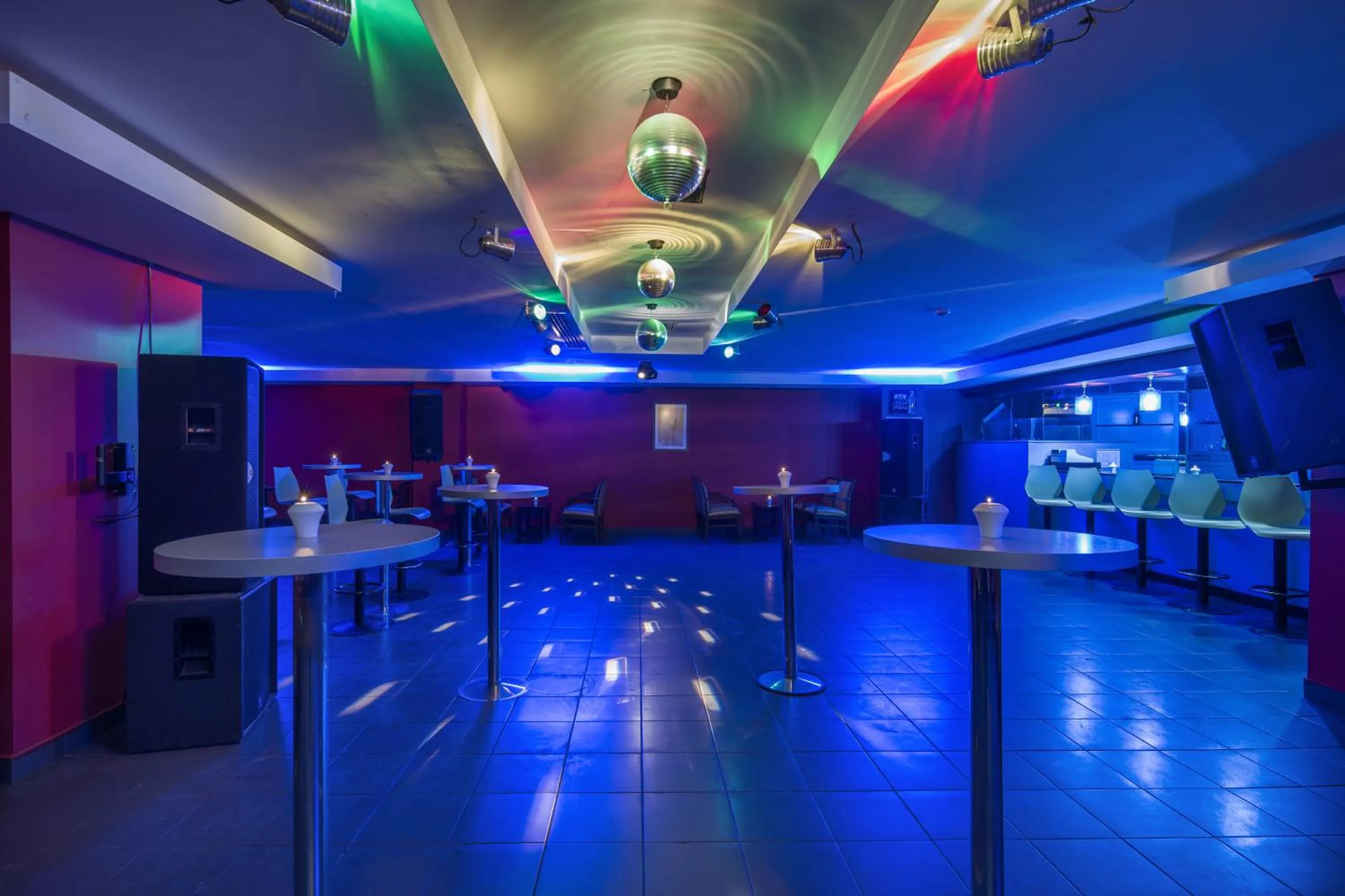 Nightclub / DJ in Palan Ski & Convention Resort Hotel