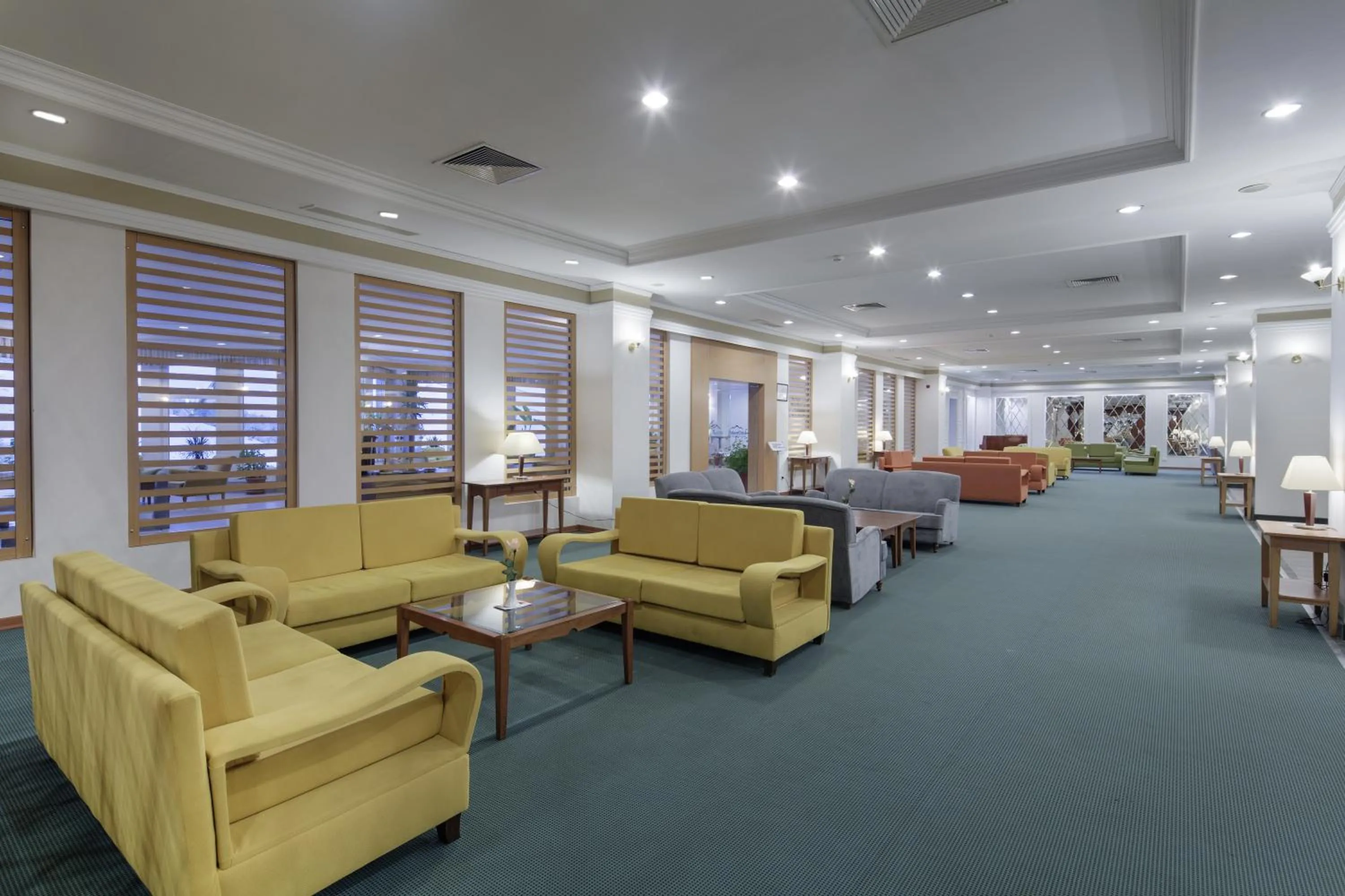 Lobby or reception in Palan Ski & Convention Resort Hotel