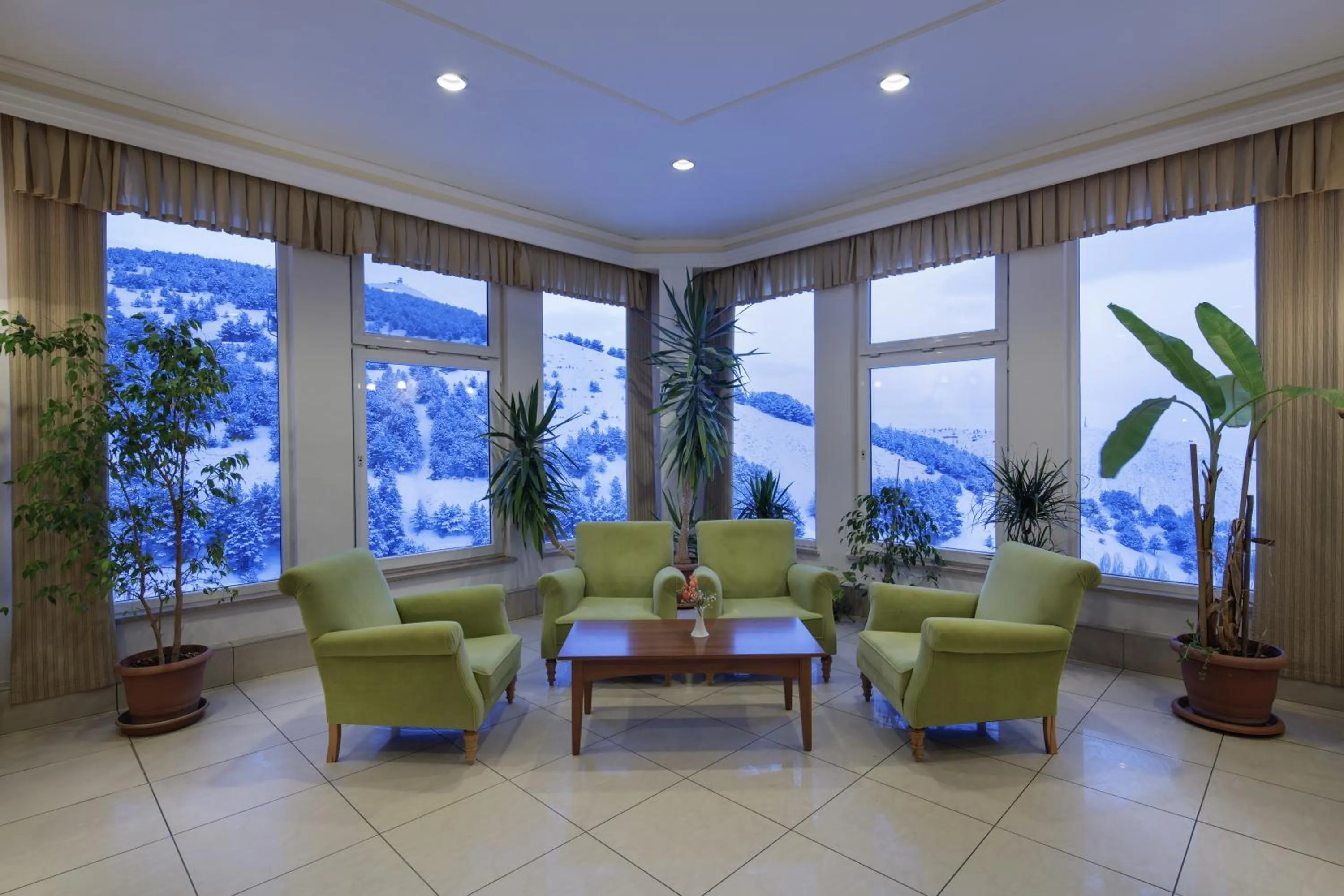 Property building in Palan Ski & Convention Resort Hotel