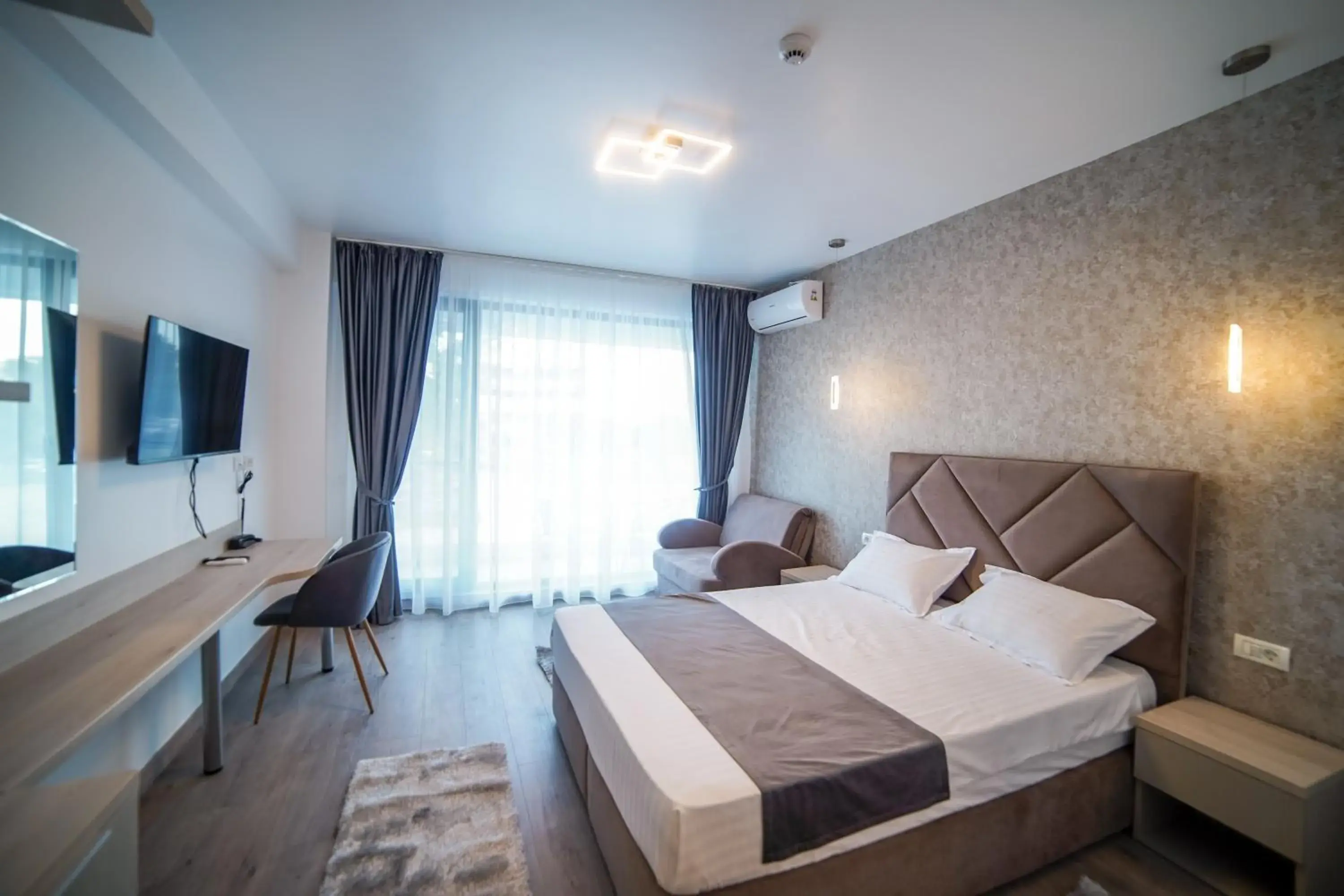 Deluxe Room (2 Adults + 1 Child) in Hotel Ana Eforie Deluxe Room (2 Adults + 1 Child) in Hotel Ana Eforie