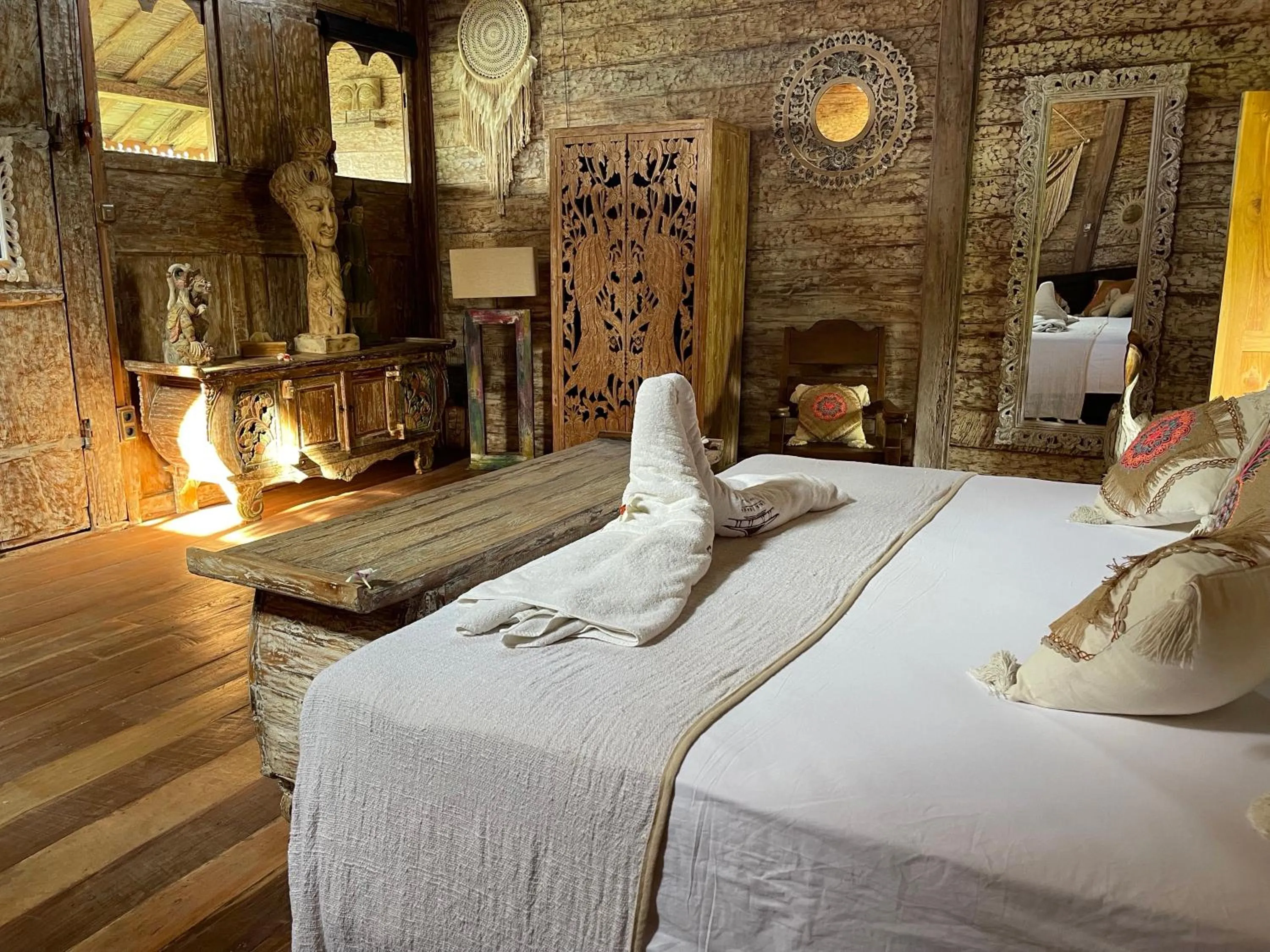 Photo of the whole room, Bed in Louka Beach Bali