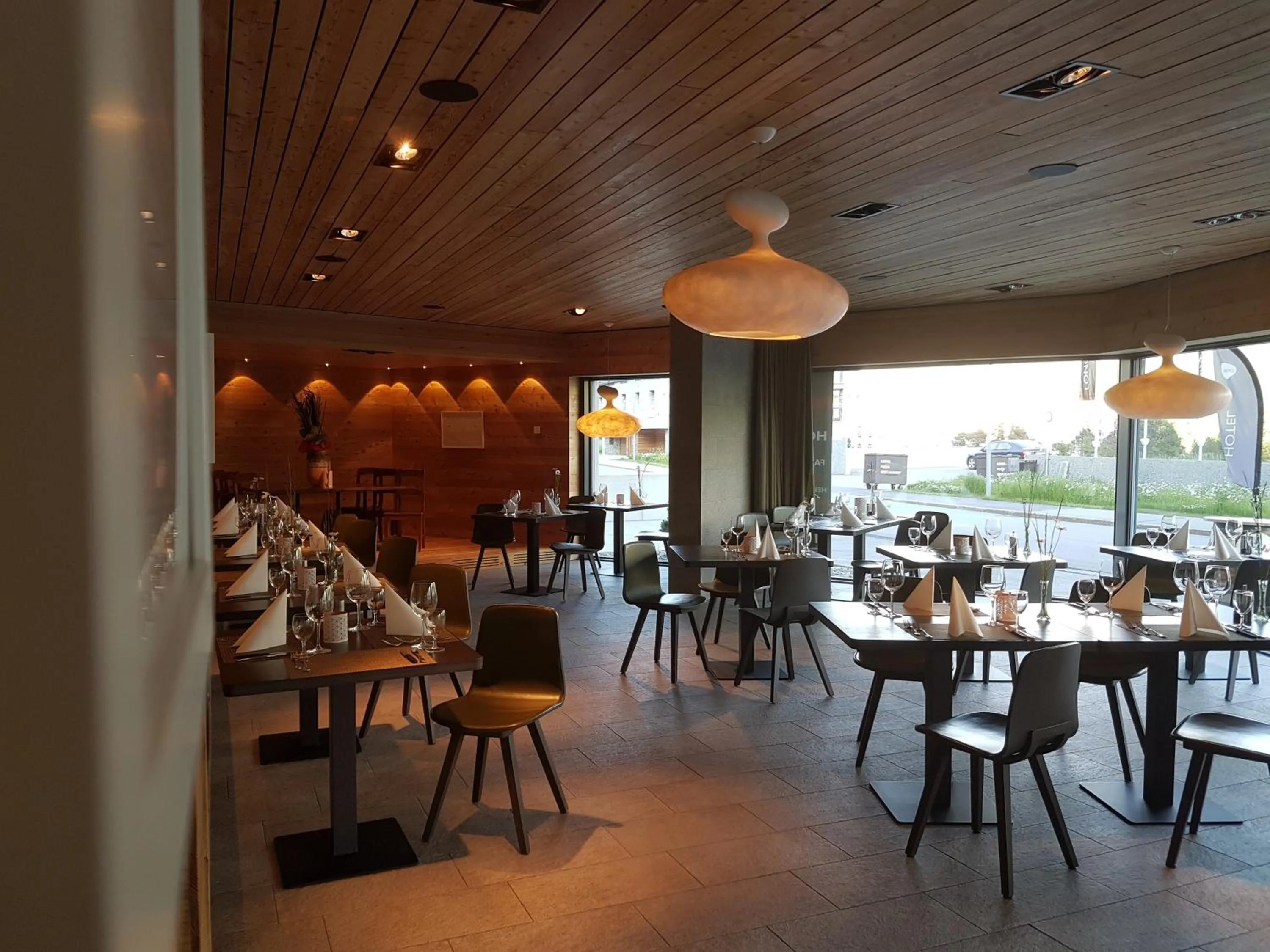 Restaurant/places to eat in Longhin Maloja B&B