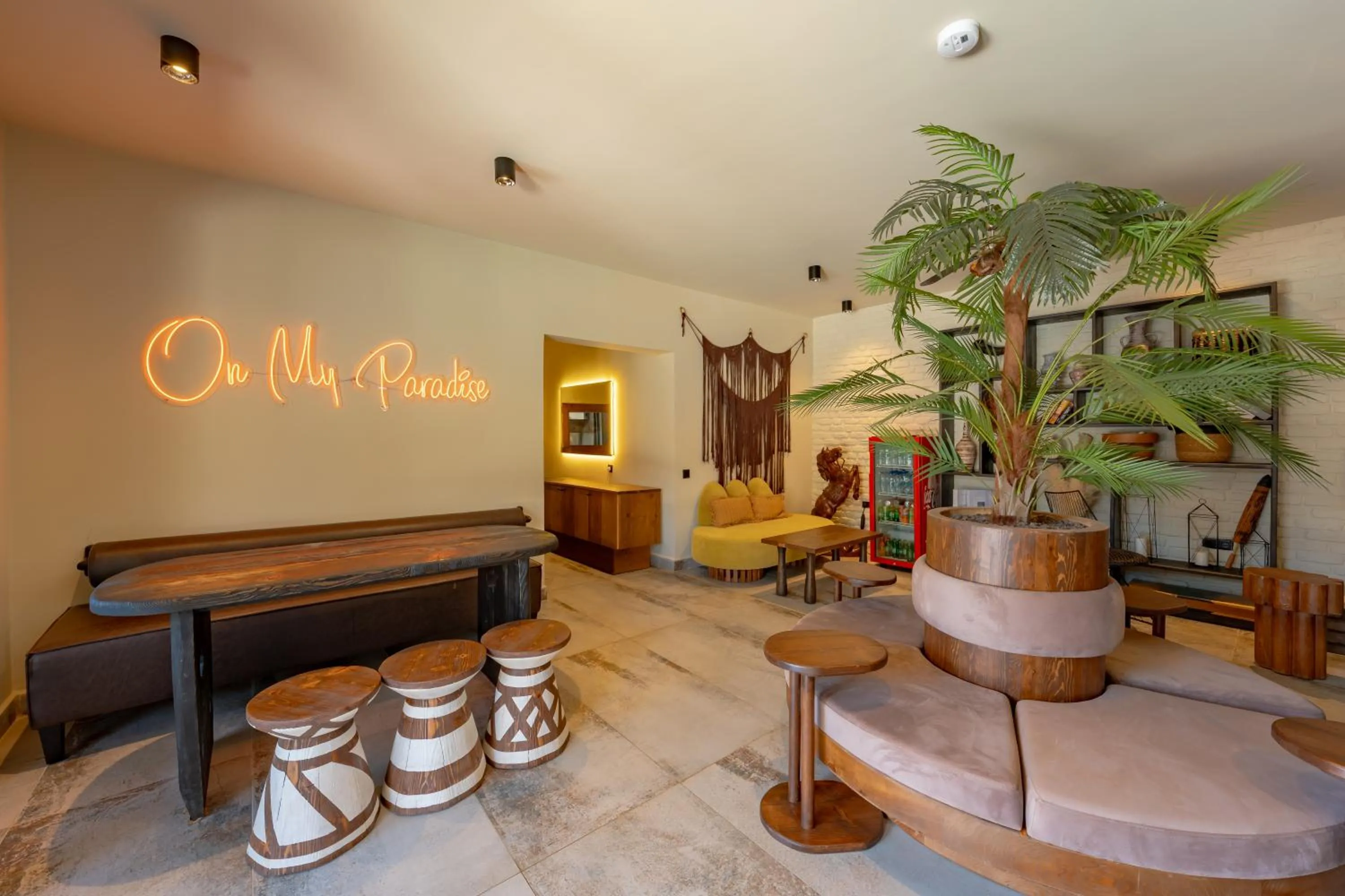 Restaurant/places to eat in Naturelife Bungalows & SPA