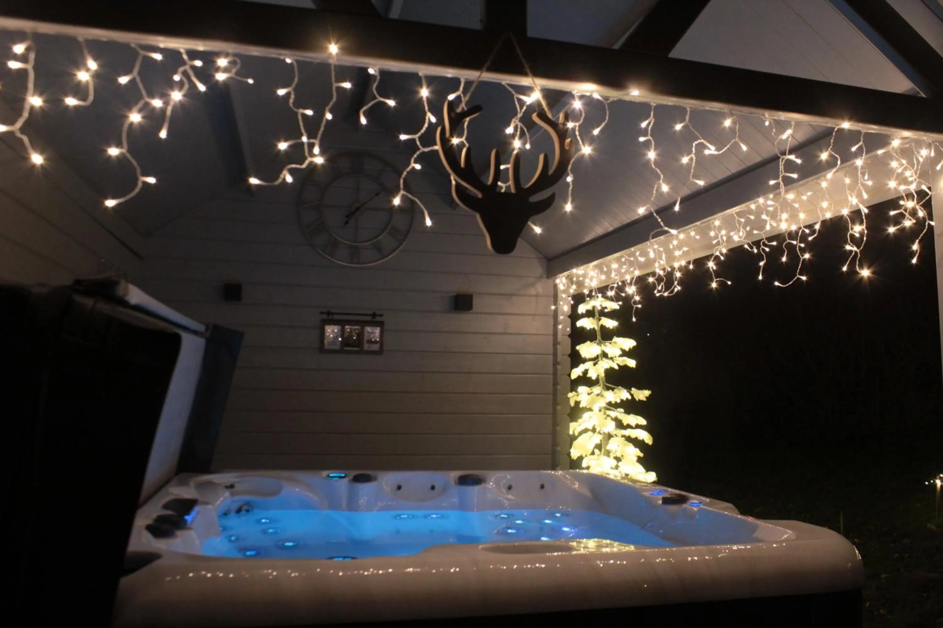 Hot Tub in B&B Maison Durbois