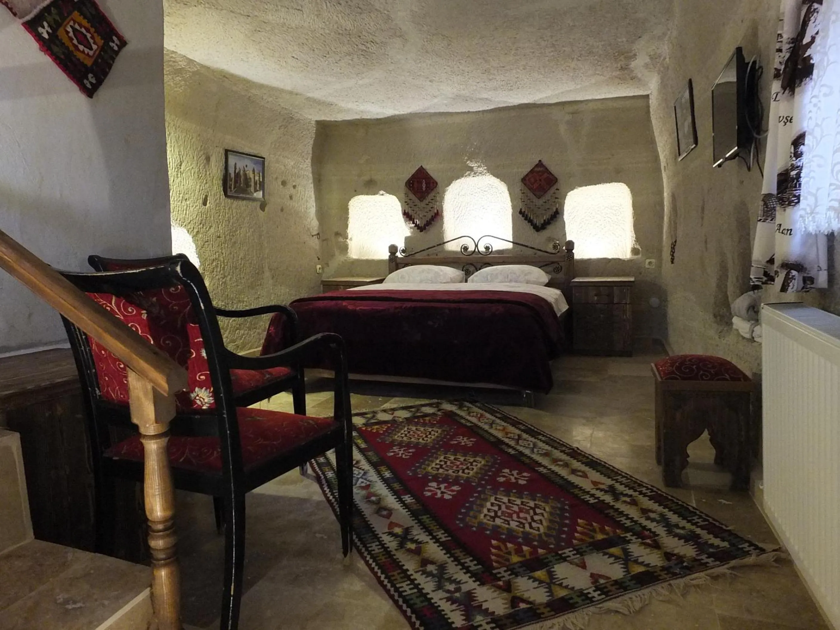 Photo of the whole room, Bed in Anatolia cave hotel Pension