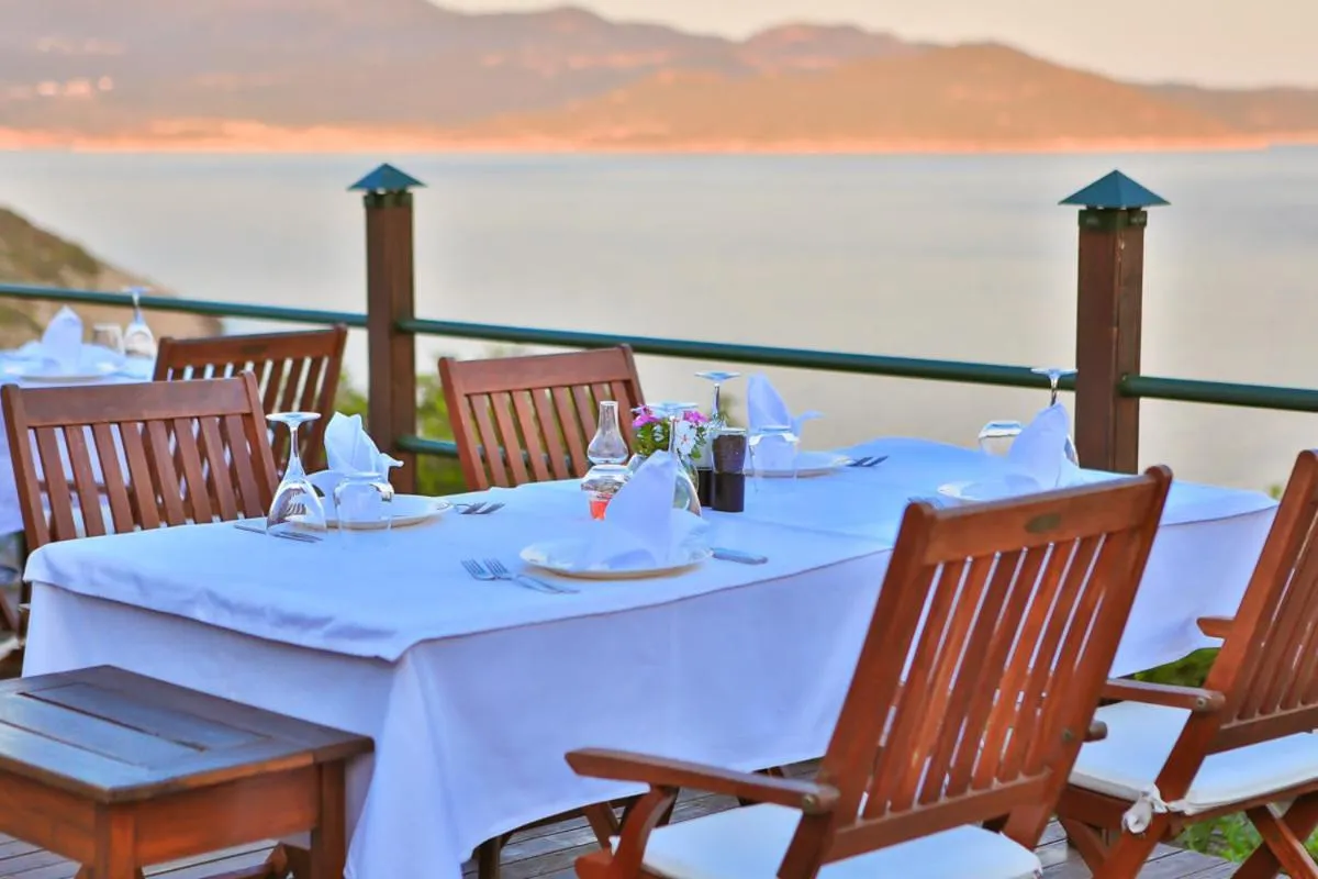 Restaurant/places to eat in Diva Residence Allsuite Hotel