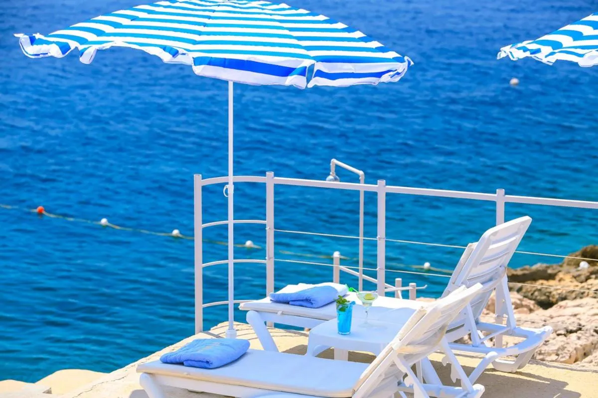 Beach in Diva Residence Allsuite Hotel