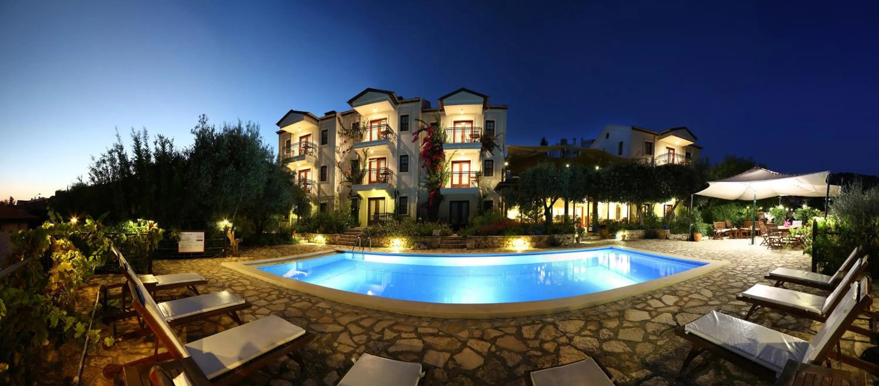 Property building in Diva Residence Allsuite Hotel