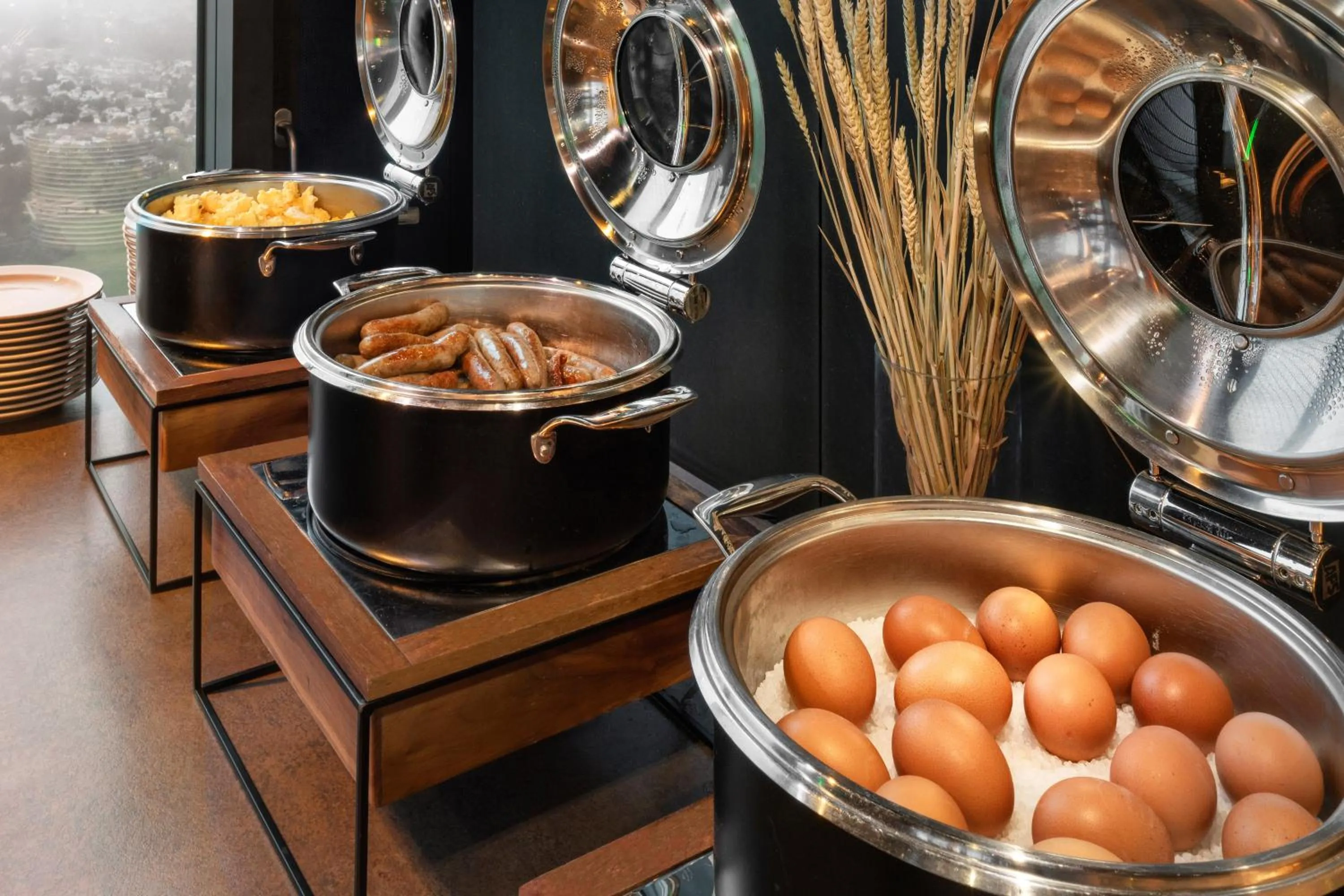 Restaurant/places to eat in Melia Vienna