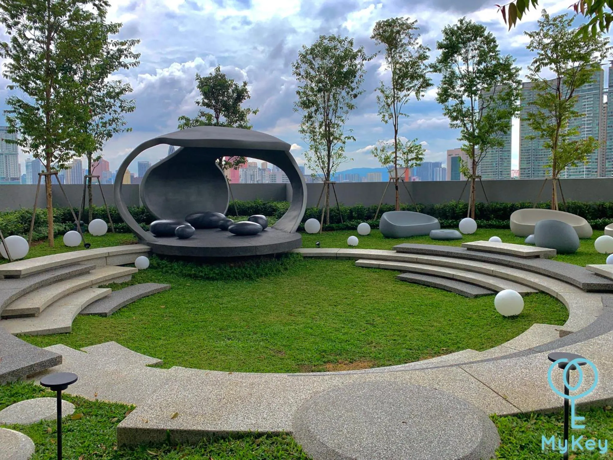 Garden in Scarletz Suites KLCC by MyKey