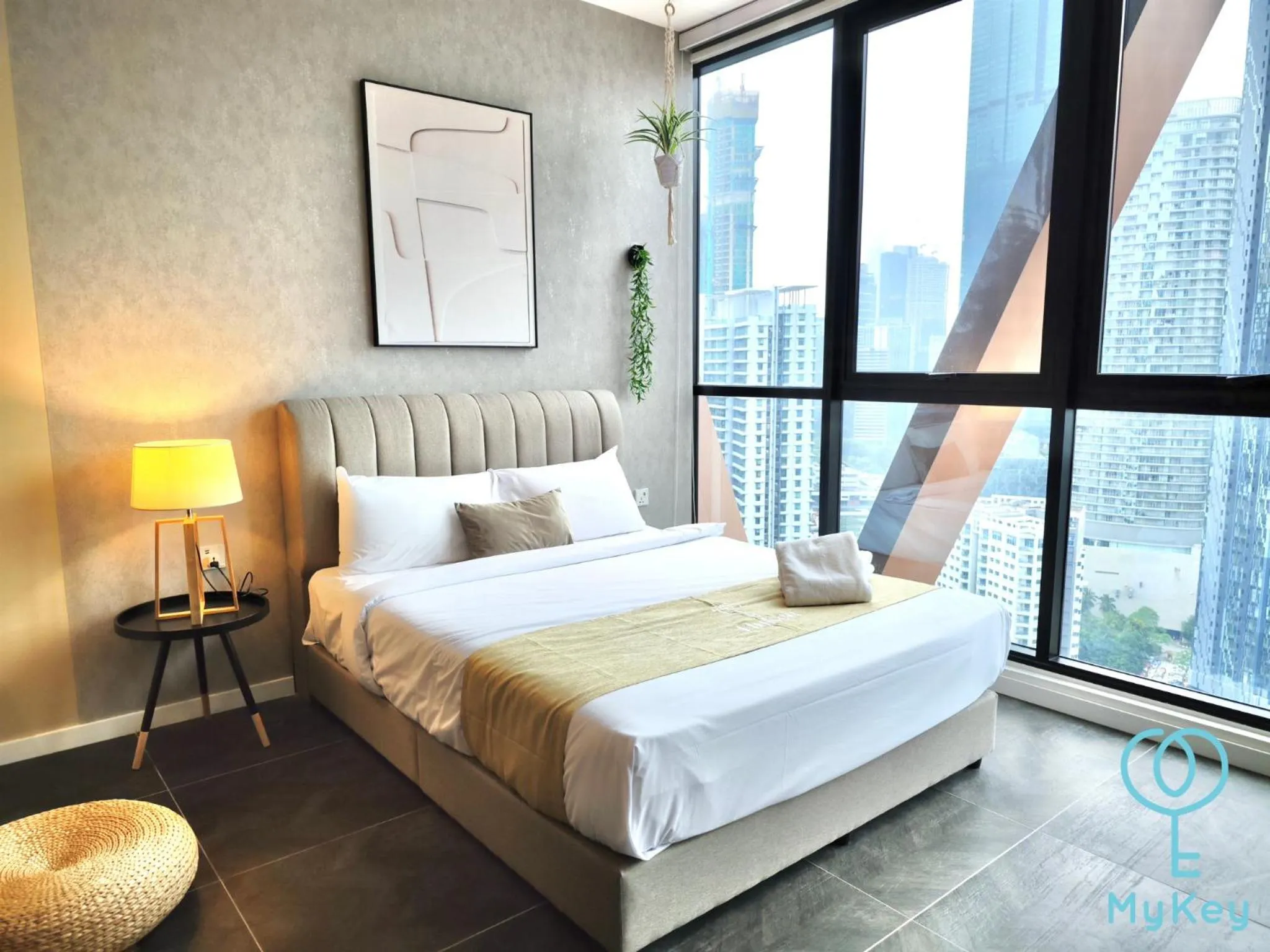 Bedroom, Bed in Scarletz Suites KLCC by MyKey
