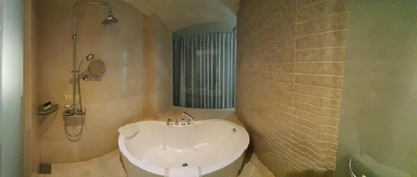 High1 Grand Hotel Convention Tower