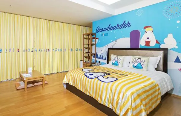 Bed in High1 Grand Hotel Convention Tower