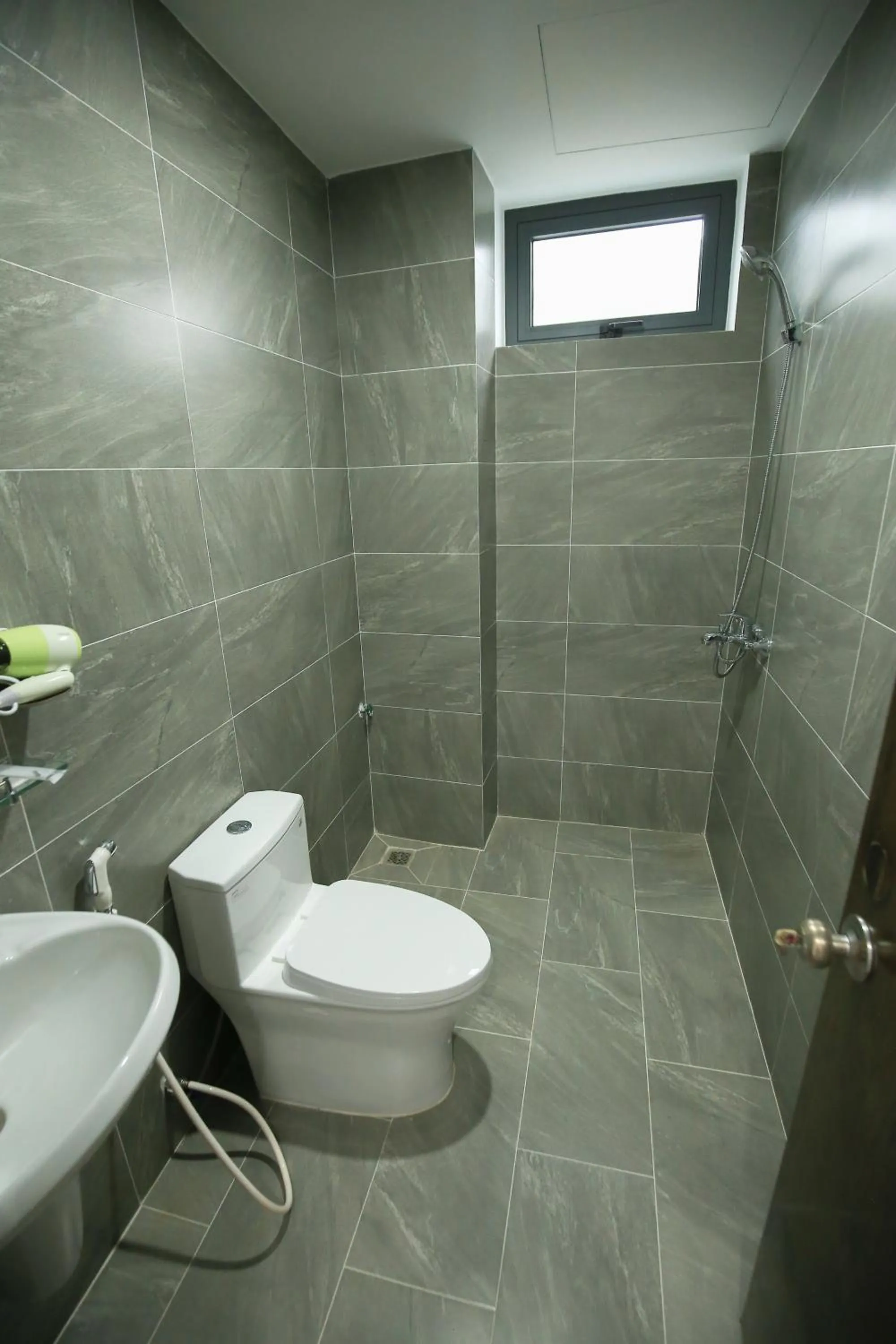 Bathroom in LH APARTMENT DA NANG