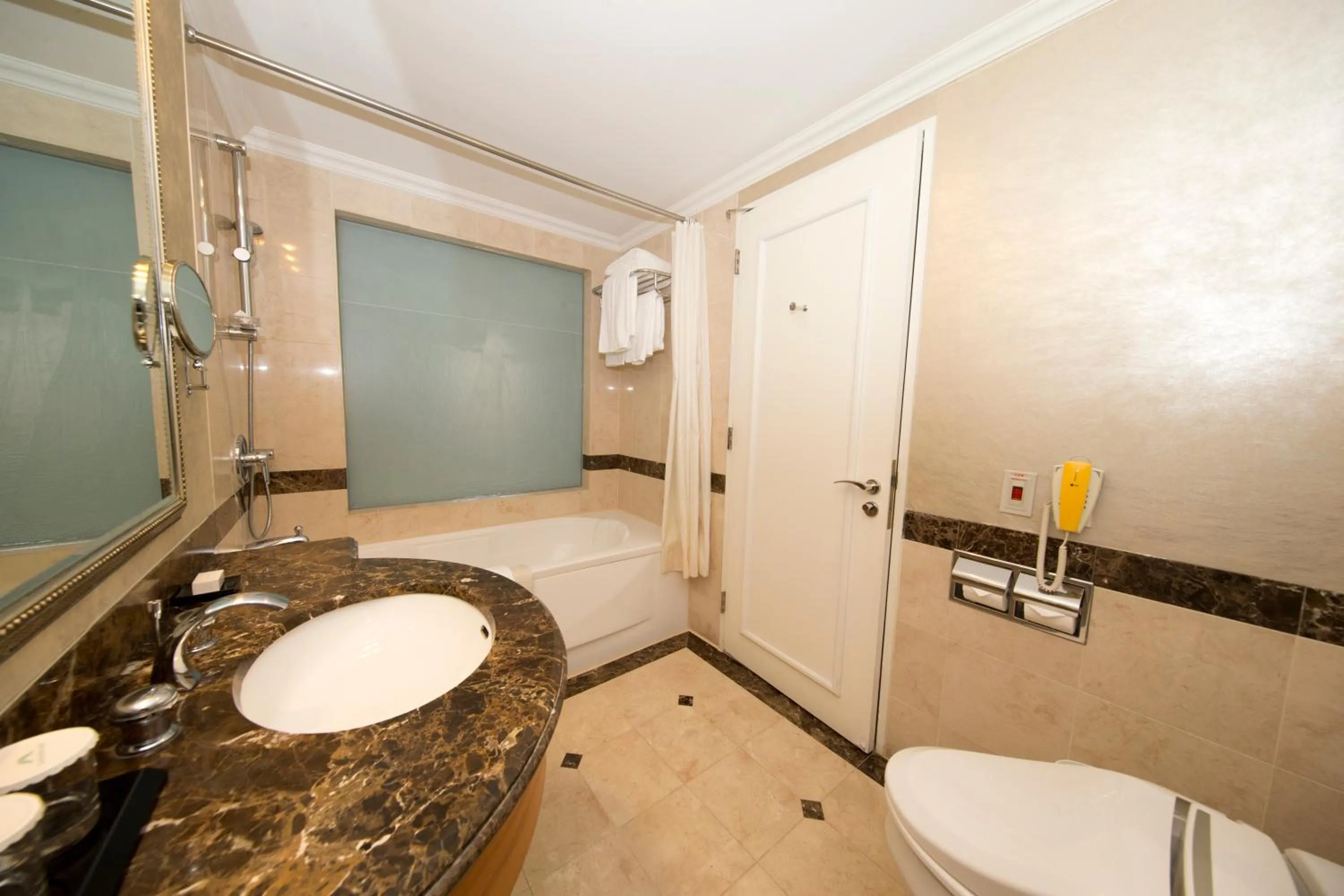 High1 Grand Hotel Main Tower