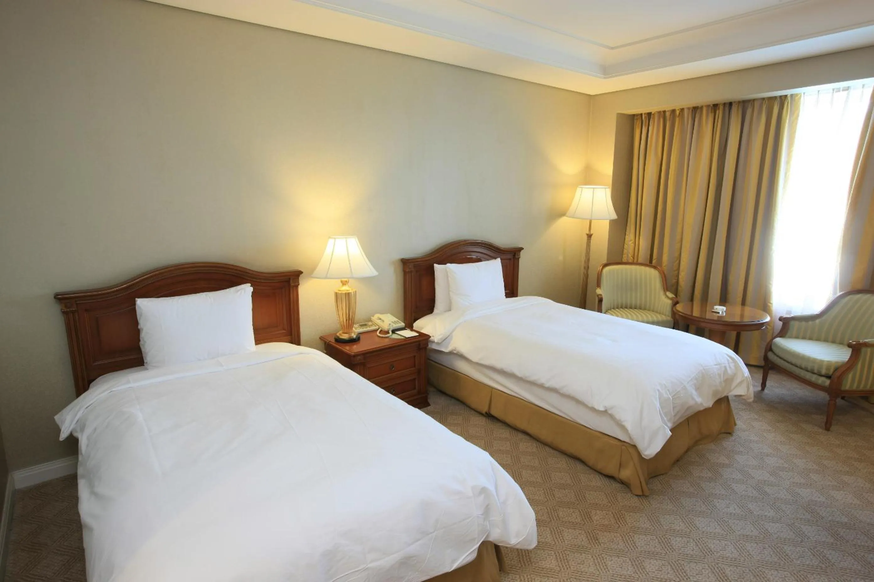 Bed in High1 Grand Hotel Main Tower