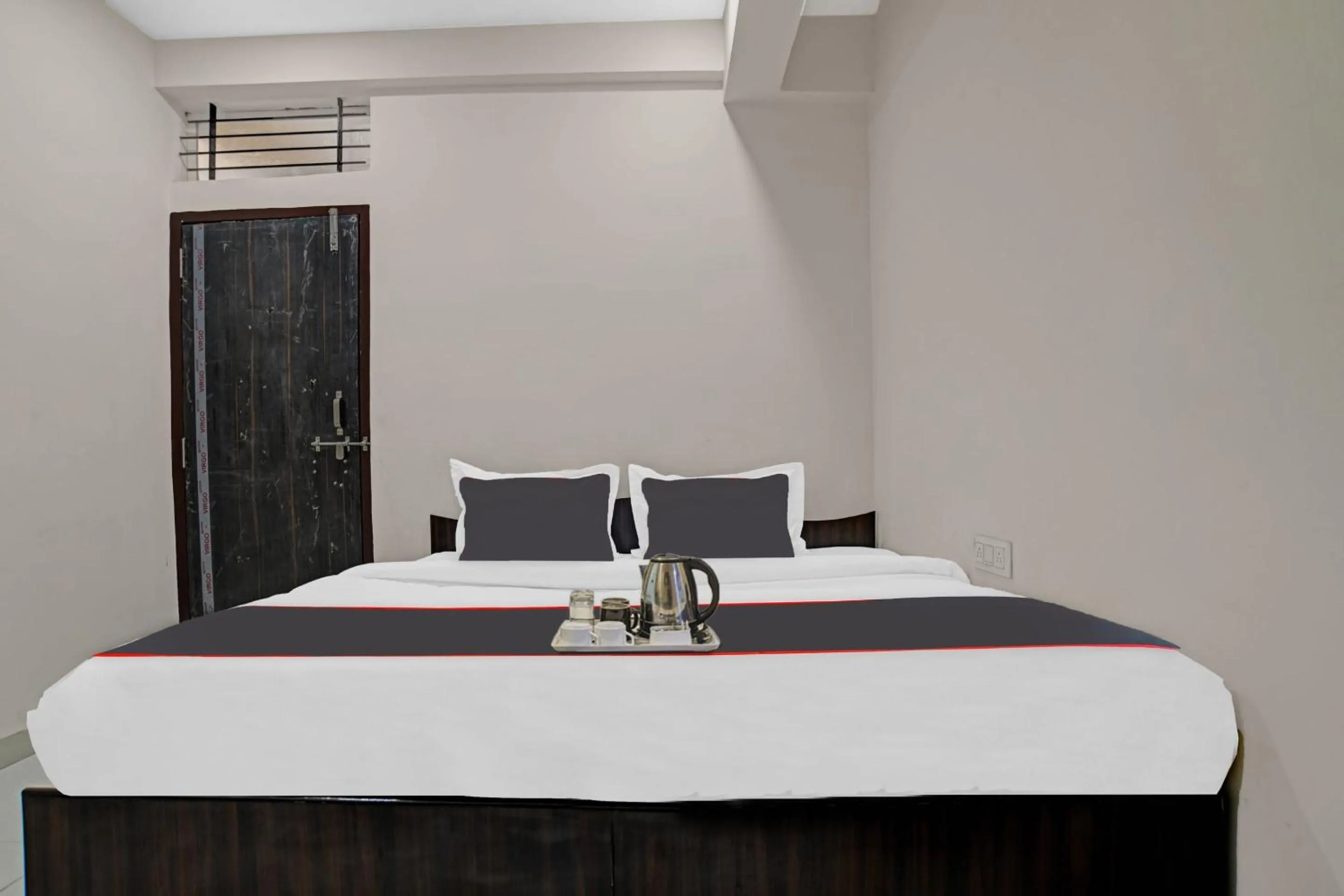 Bedroom, Bed in HOTEL DREAM PALACE