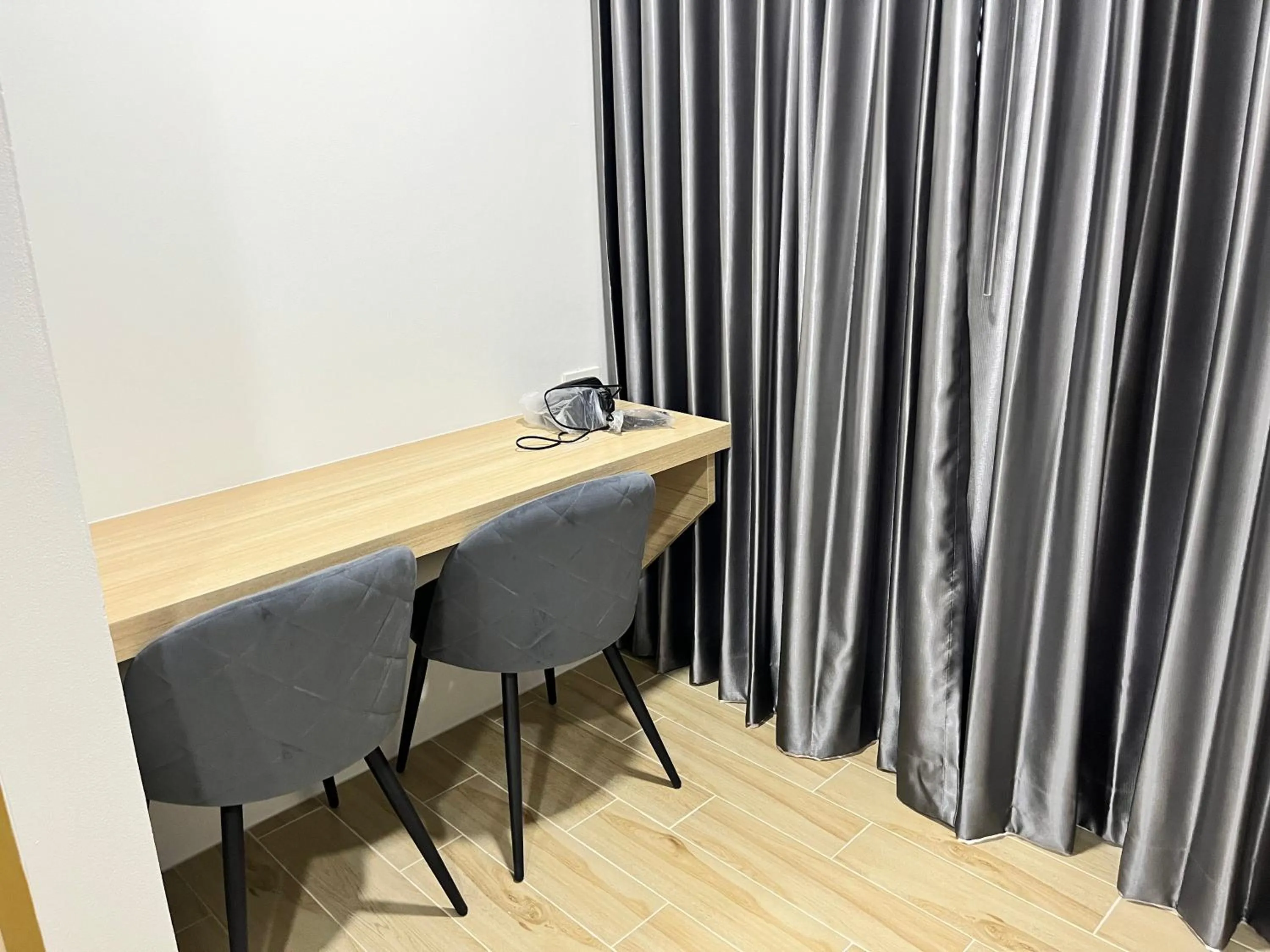 Bedroom in Zayn Express & Suites