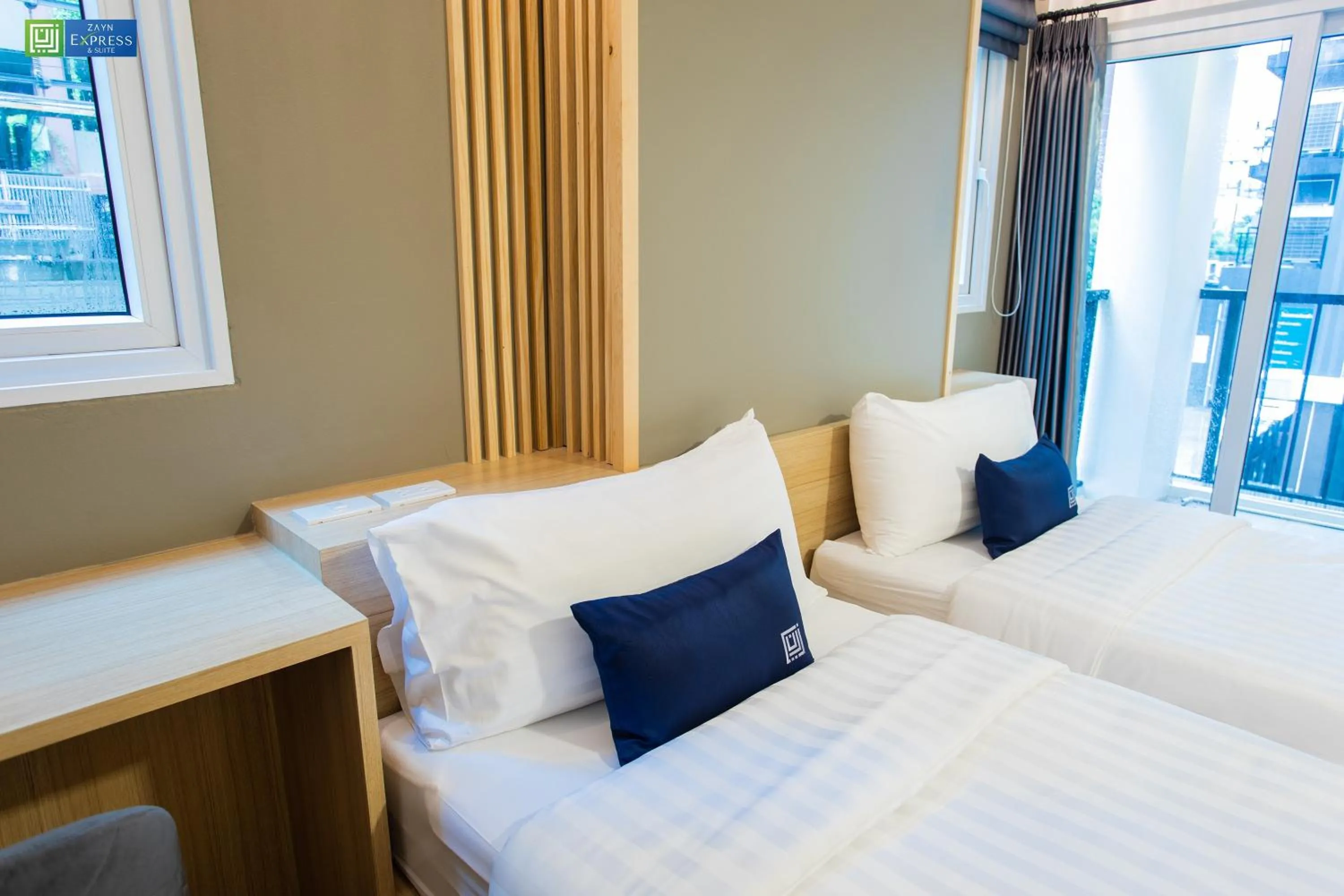 Bedroom, Bed in Zayn Express & Suites