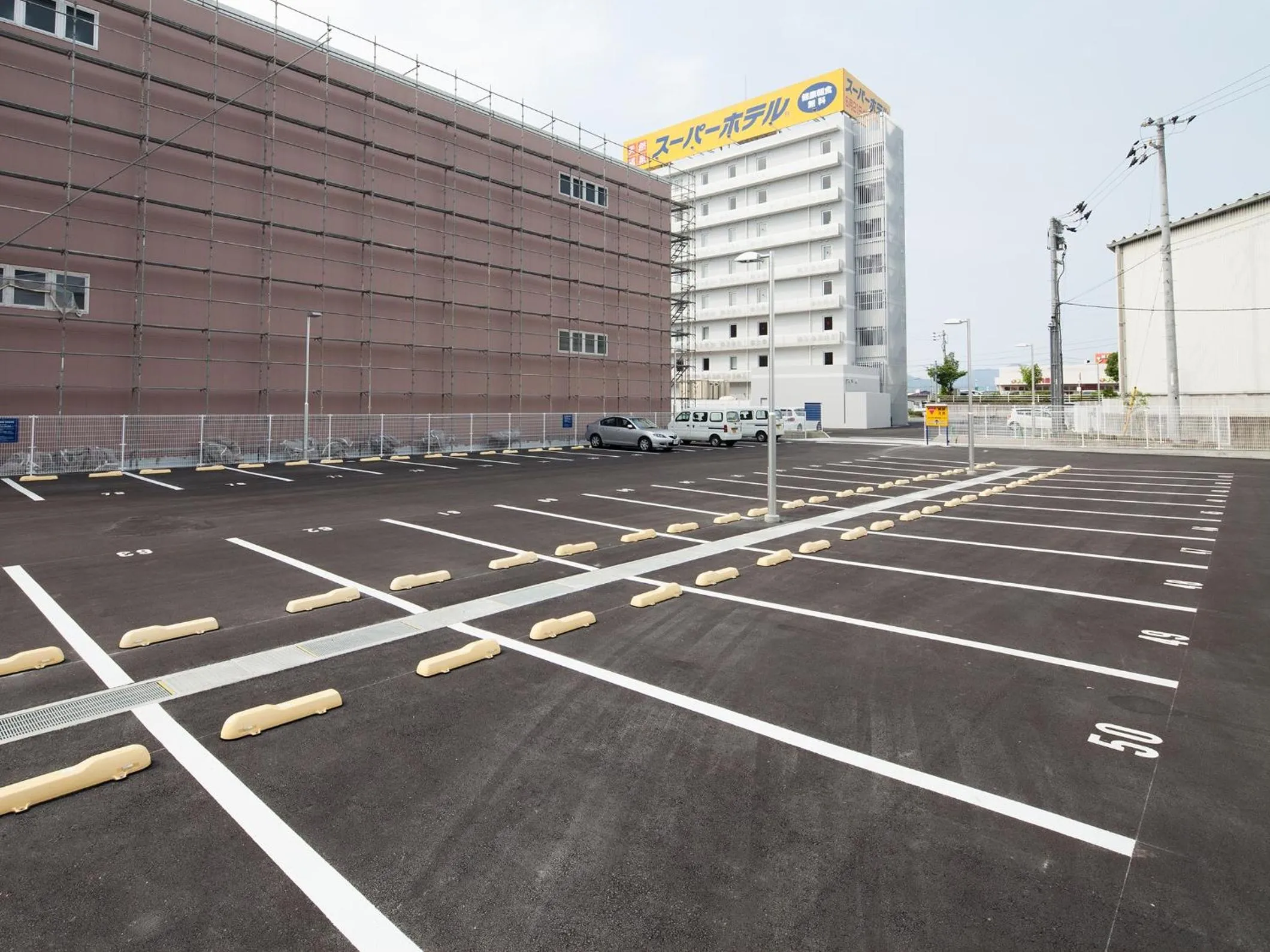 Parking in Super Hotel Shikoku-chuo