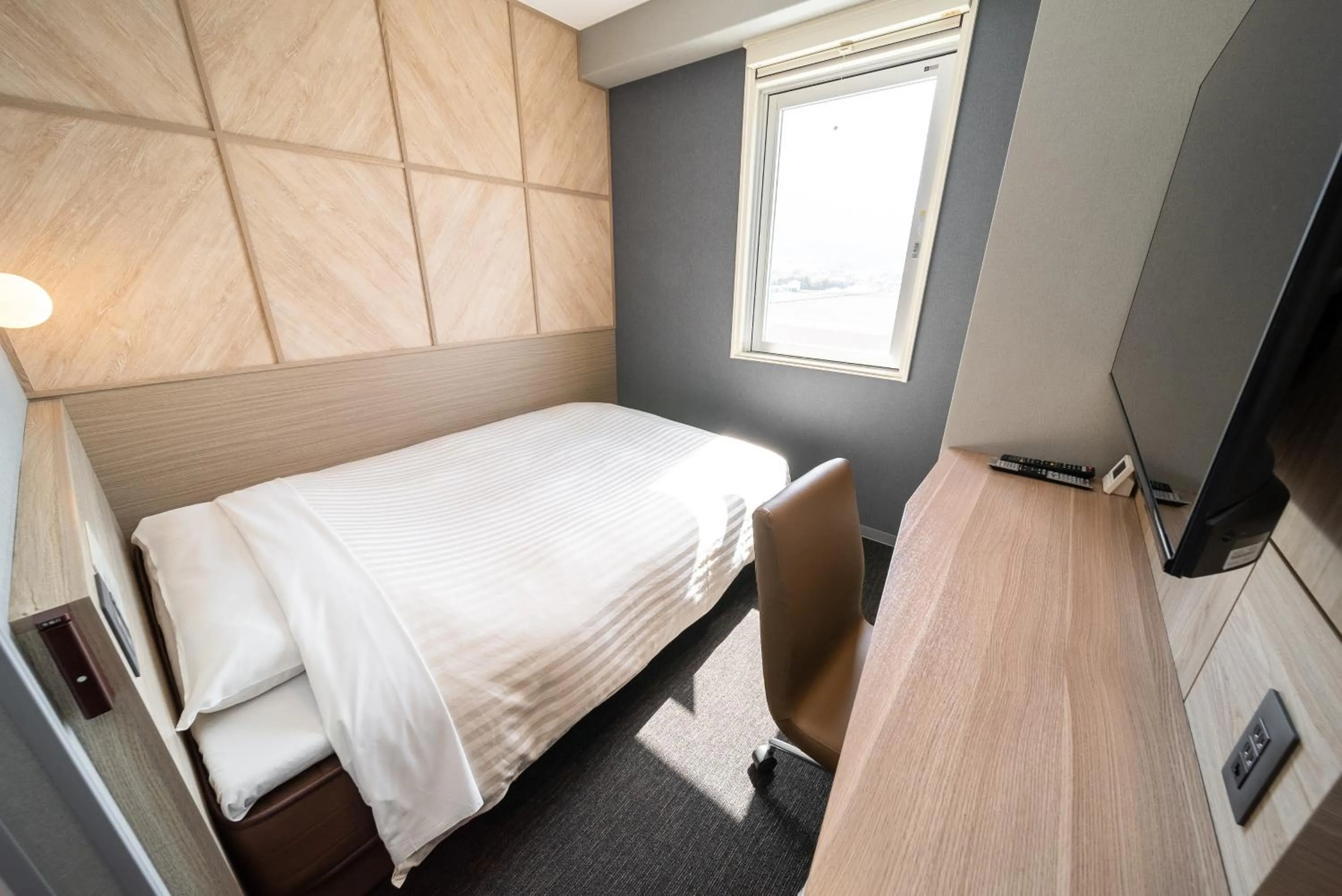 TV and multimedia, Bed in Super Hotel Shikoku-chuo