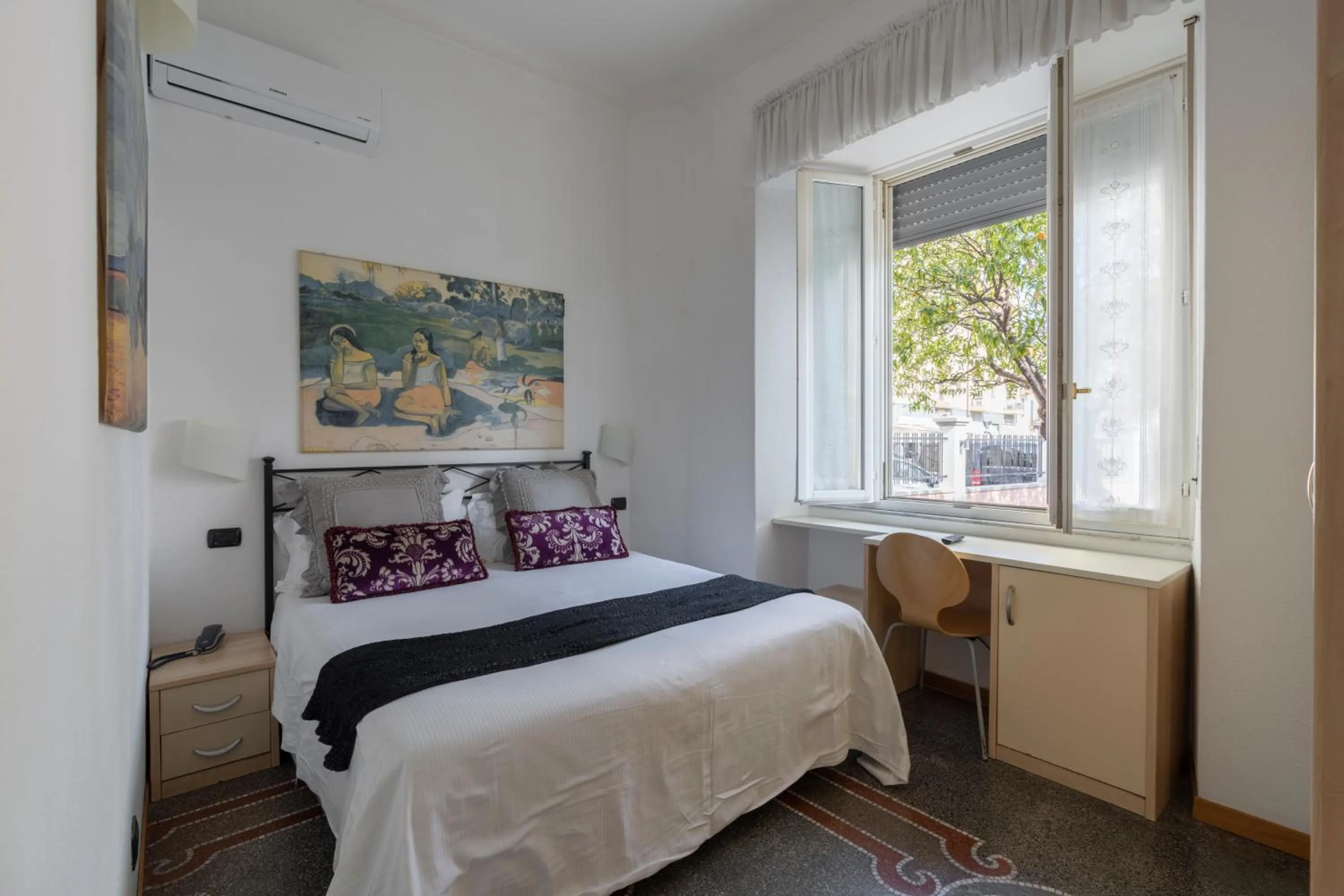 Bedroom in Hotel Aida