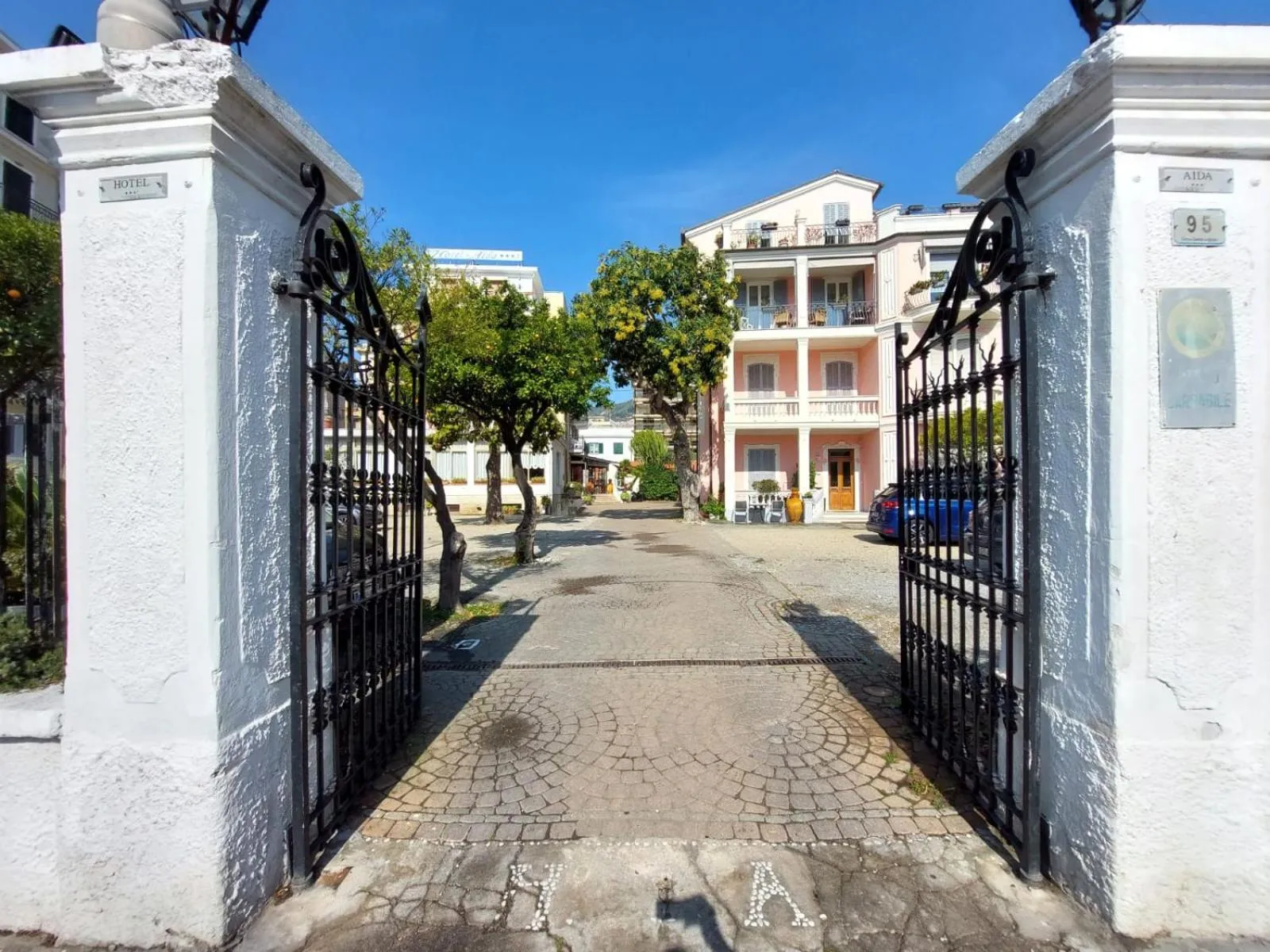 Parking in Hotel Aida