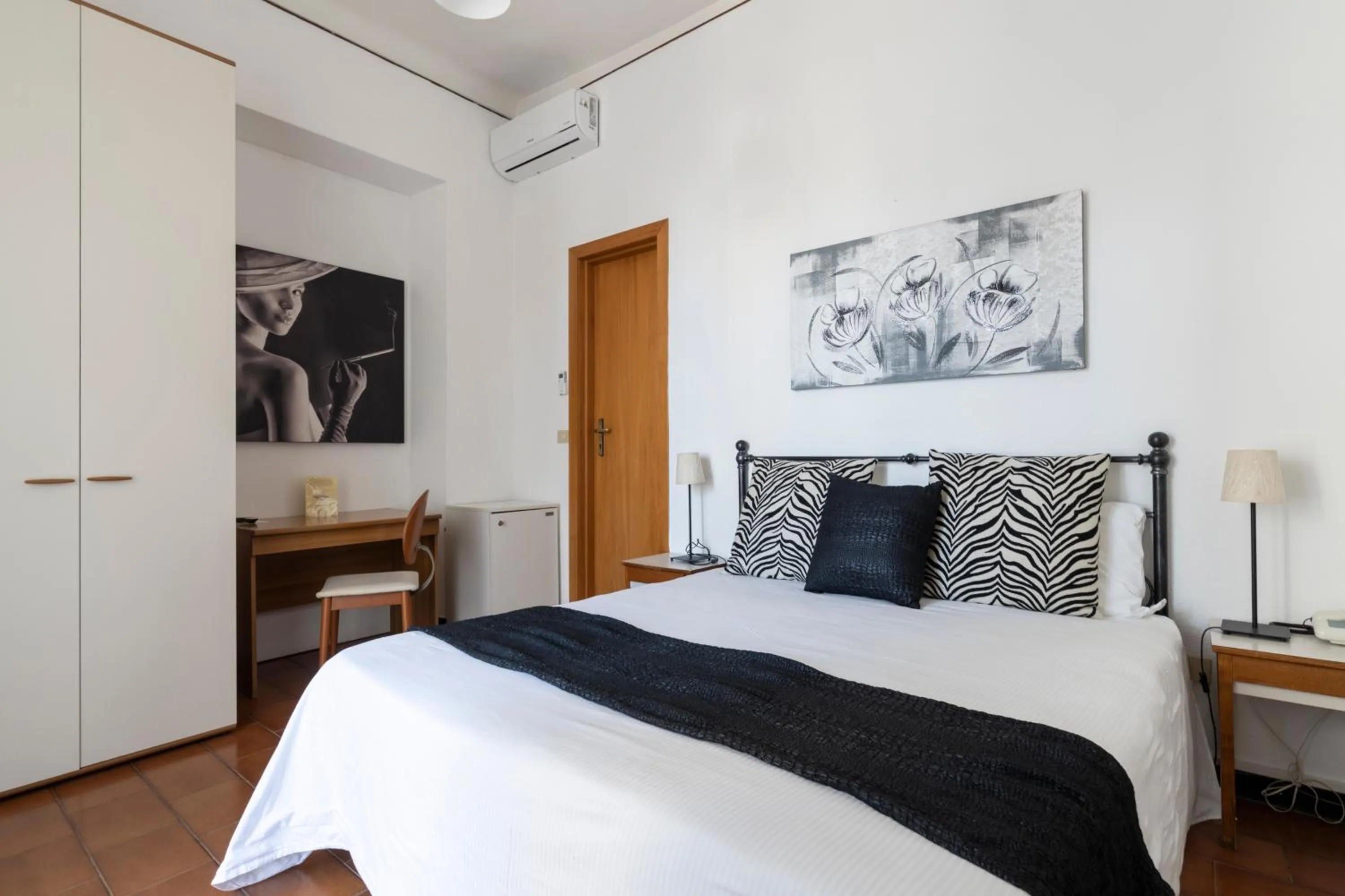 Bedroom in Hotel Aida